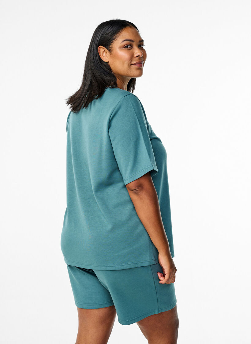 Shorts en m&eacute;lange de modal avec des poches, Vert, Model image number 2