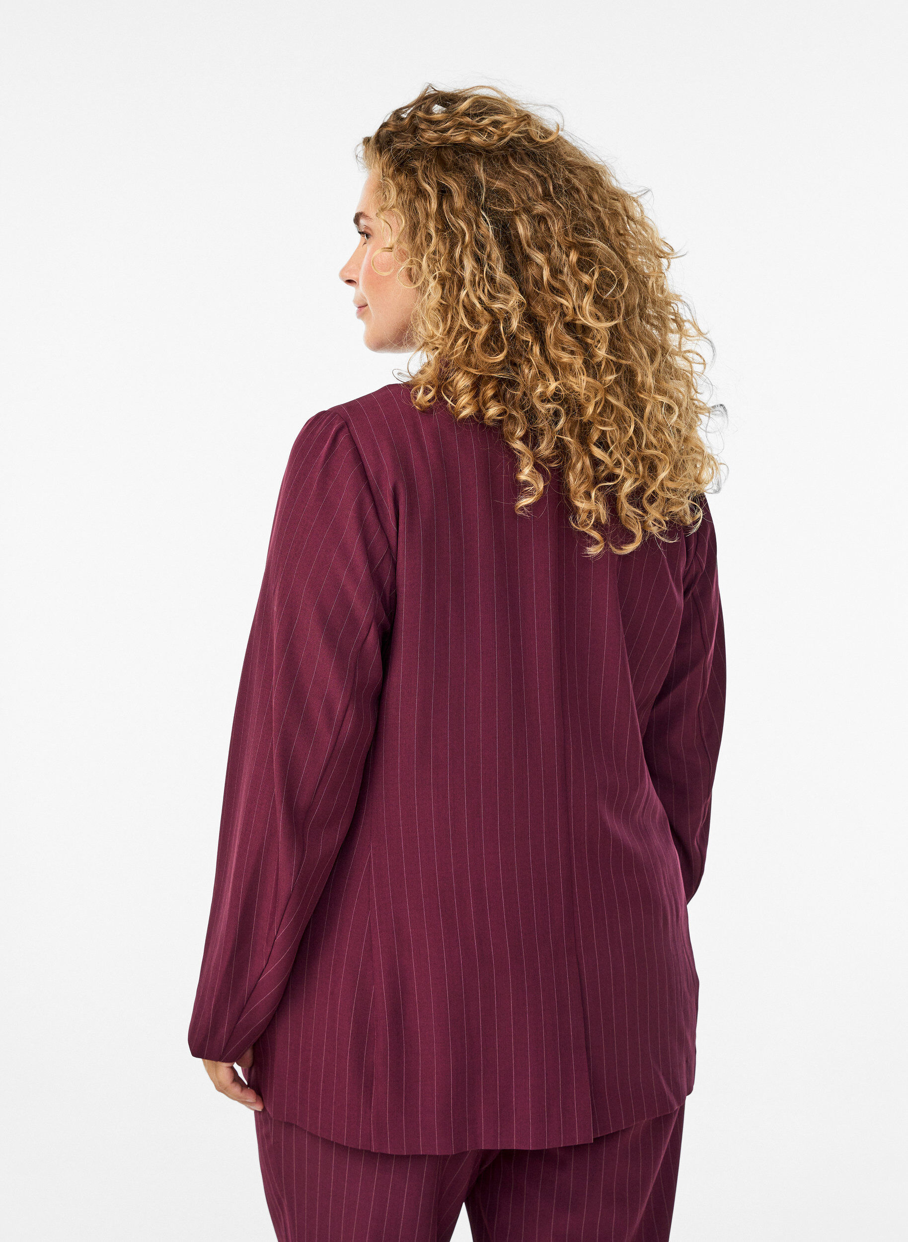 ZizziBlazer avec poches et fentes, Bordeaux, Model image number 2