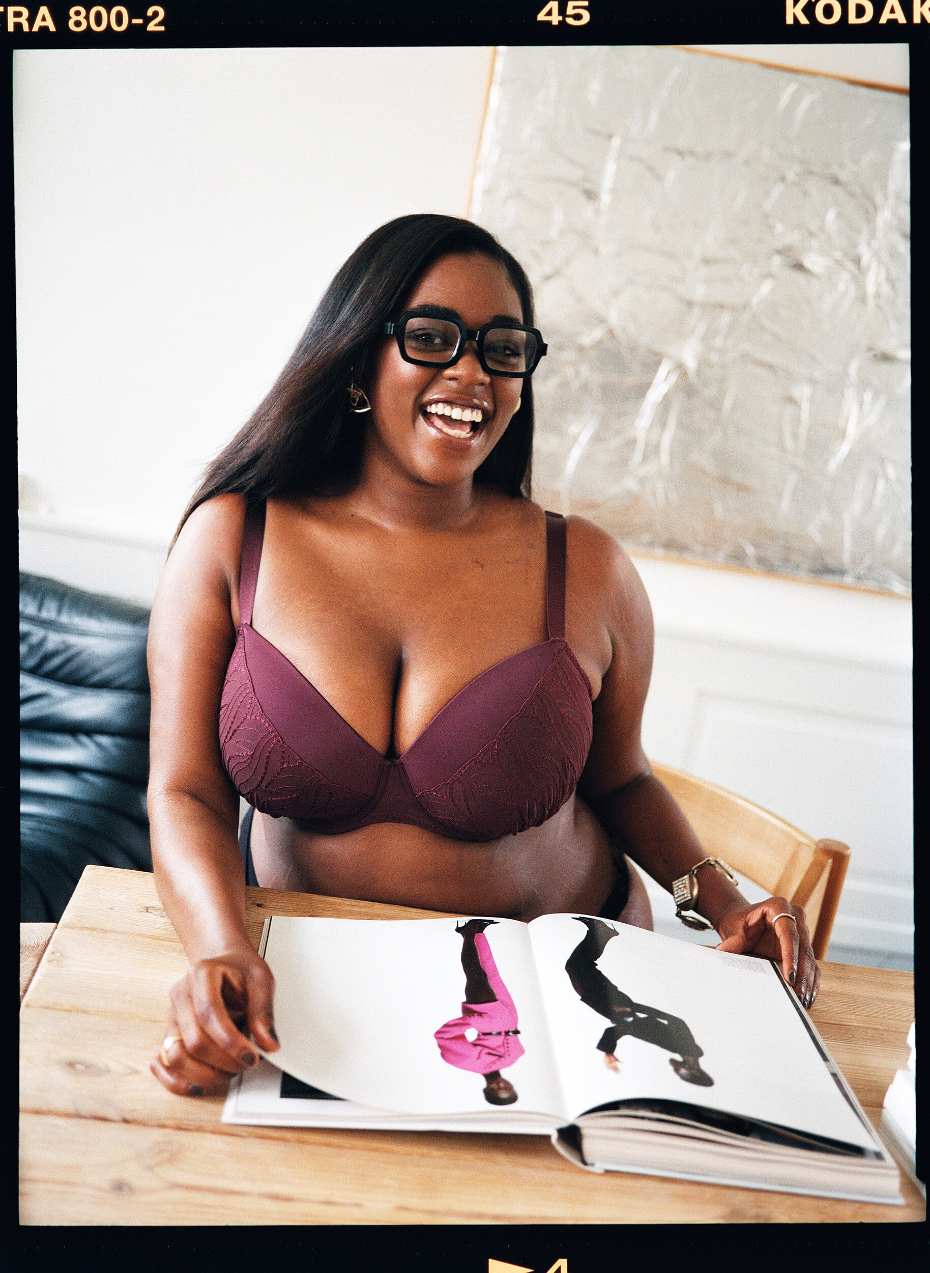 Zizzi Soutien-gorge moul&eacute; avec dentelle et d&eacute;tails drap&eacute;s, Bordeaux, Image image number 0