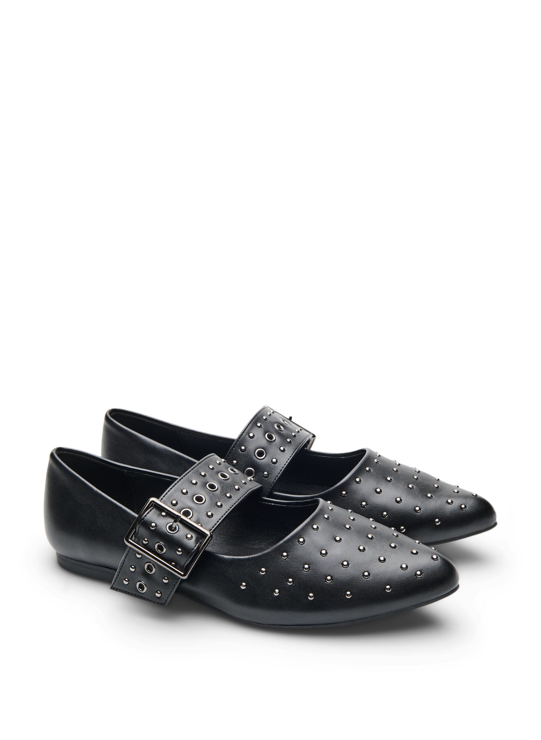 Zizzi Large - Ballerine pointue avec boucle et clous, Noir, Packshot image number 1