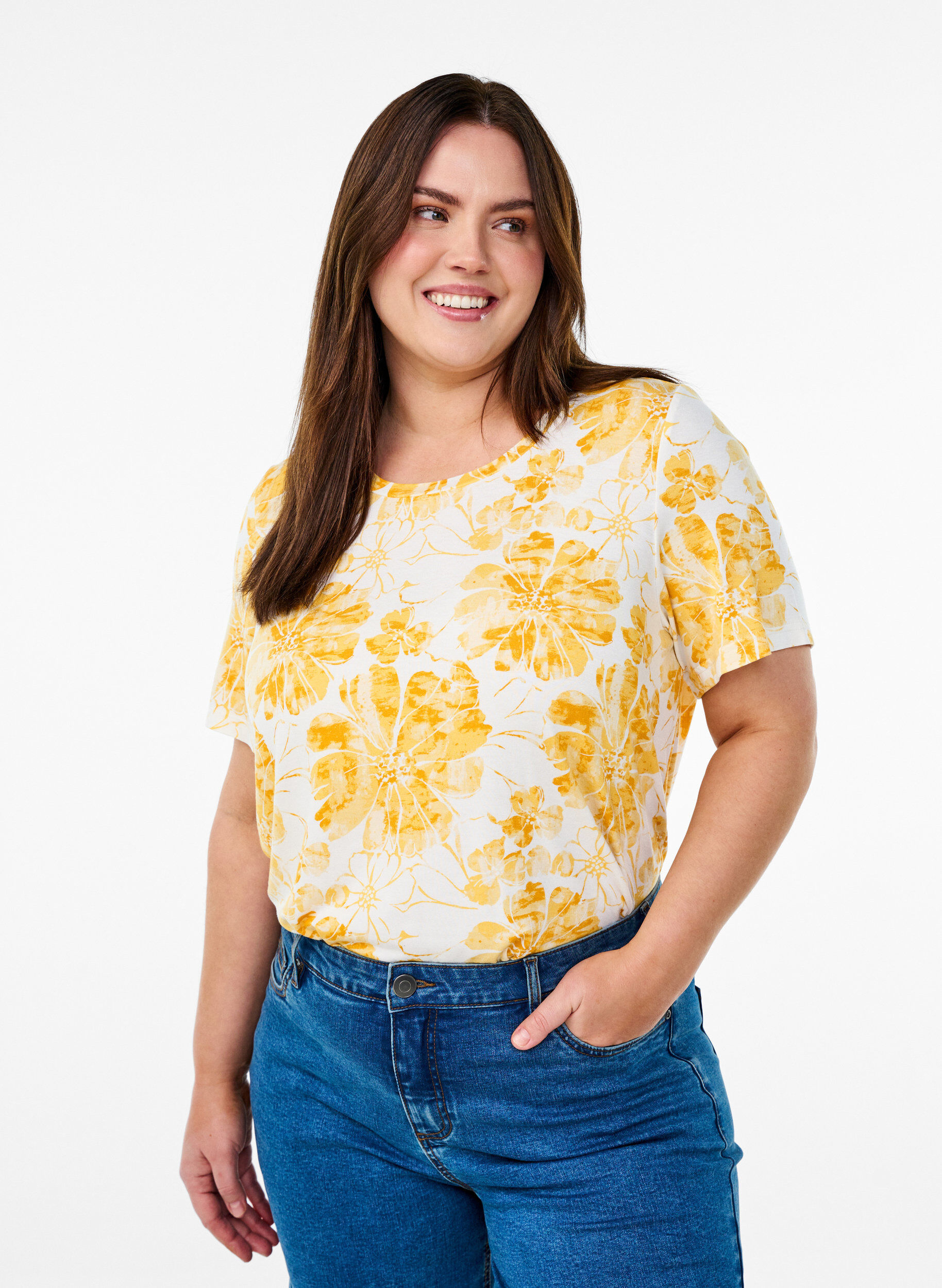 Zizzi T-shirt avec imprim&eacute; floral, Jaune, Model image number 0
