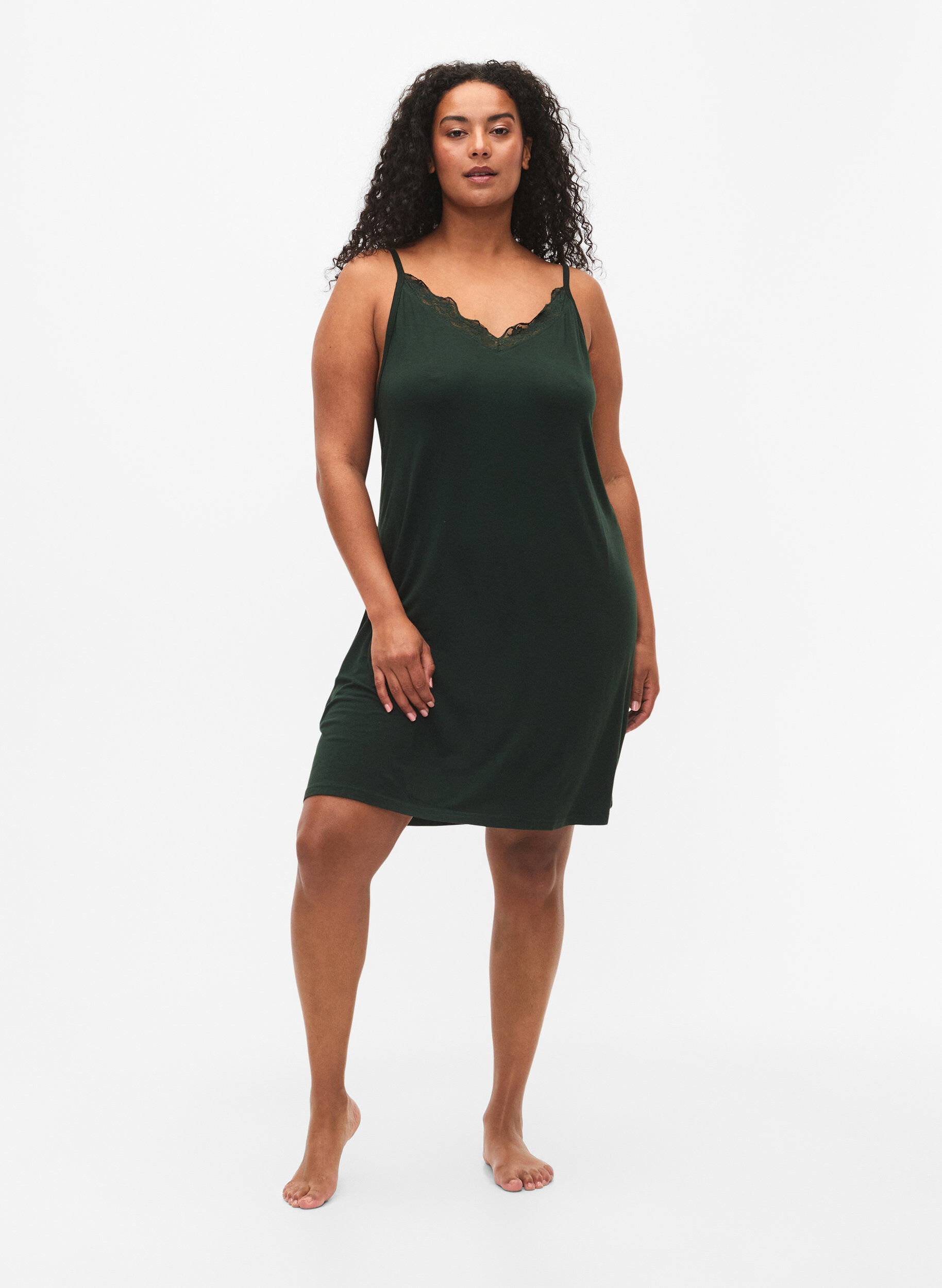 ZizziChemise de nuit avec bord dentelle en viscose, Vert fonc&eacute;, Model image number 1