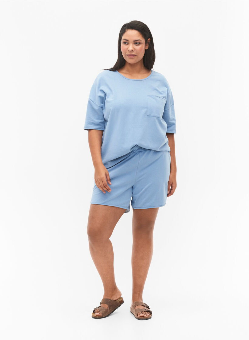 Short de couleur unie avec poches, Faded Denim, Model image number 3