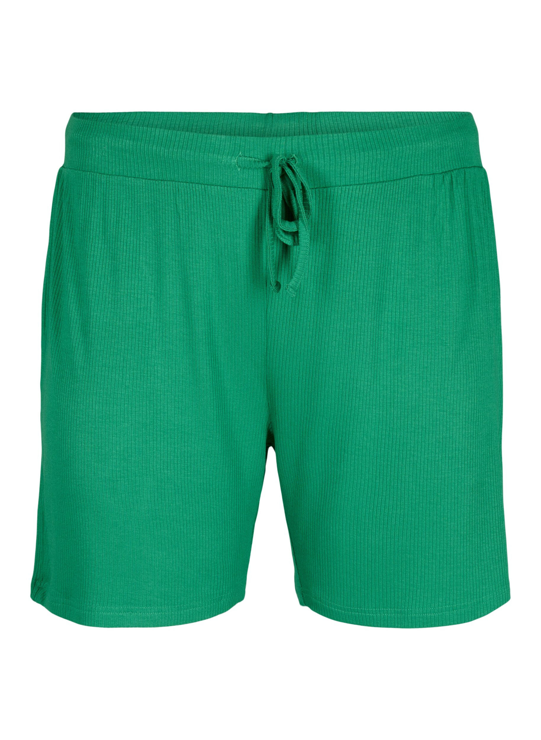 Zizzi Short coupe ample en viscose c&ocirc;tel&eacute;e, Jolly Green, Packshot image number 0