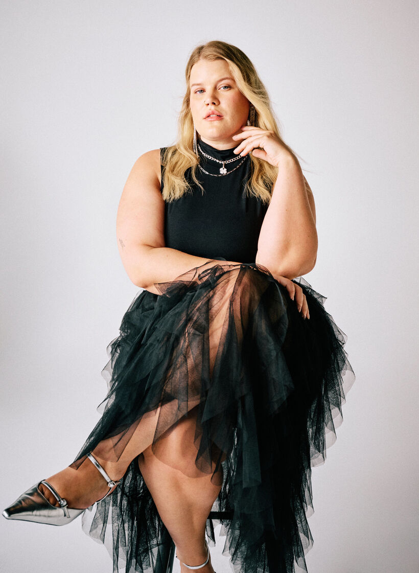 Jupe midi en tulle avec ceinture élastique, Noir, Image image number 0