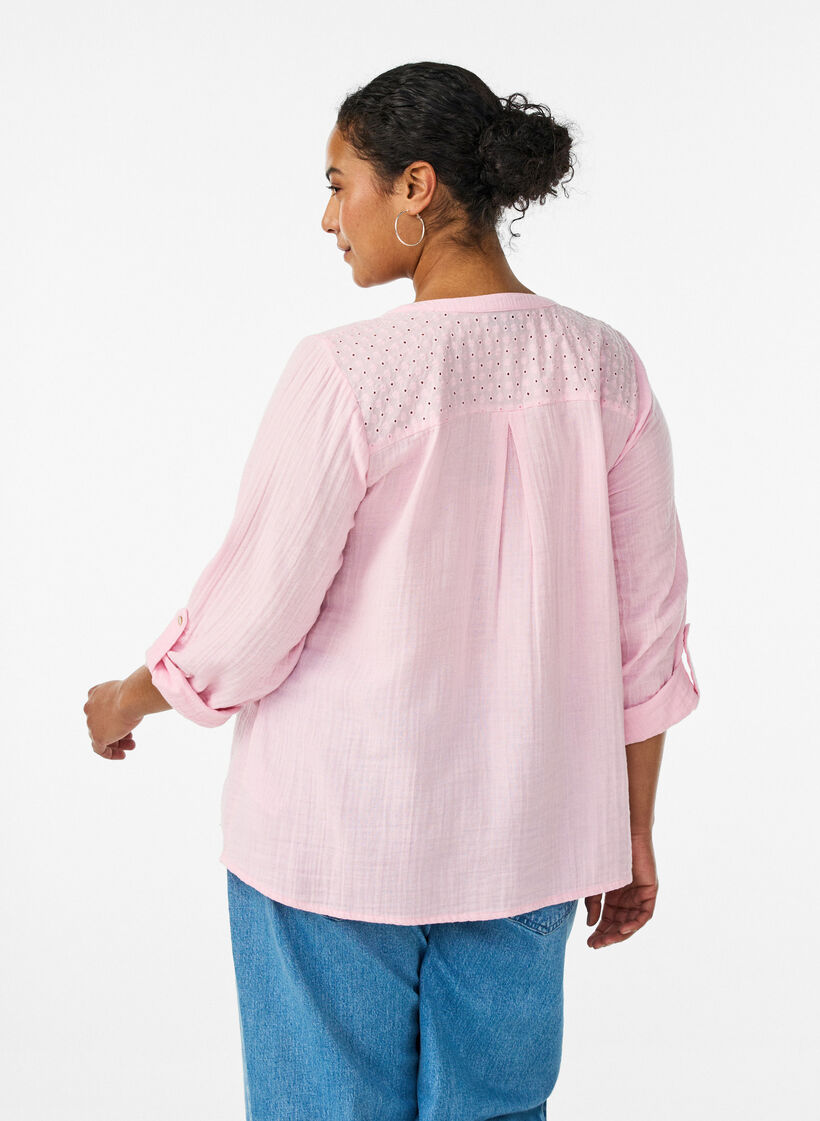 Blouse en mousseline de coton avec broderie anglaise, Rose, Model image number 2