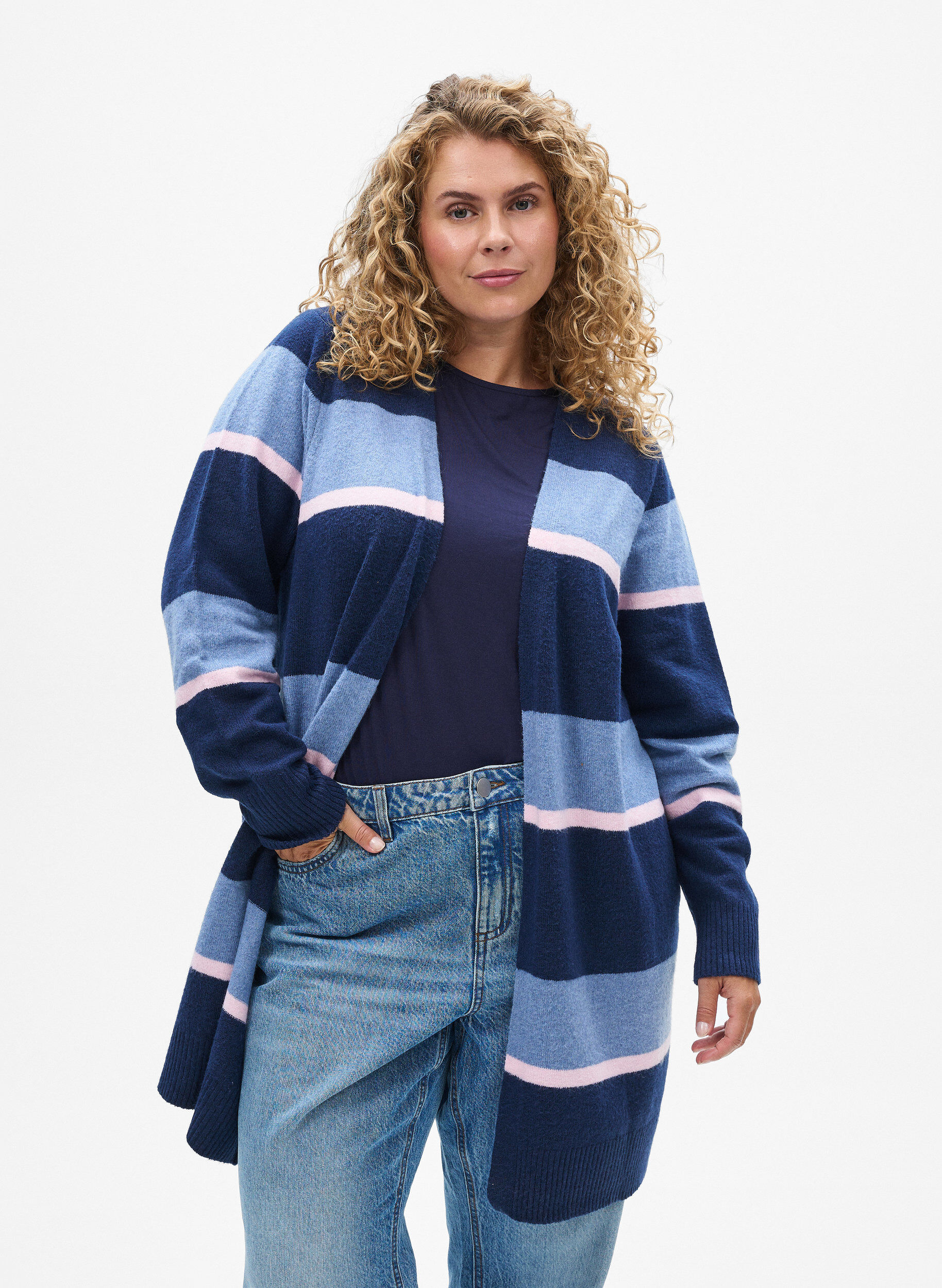 Zizzi Cardigan long en tricot avec rayures larges, Bleu, Model image number 0