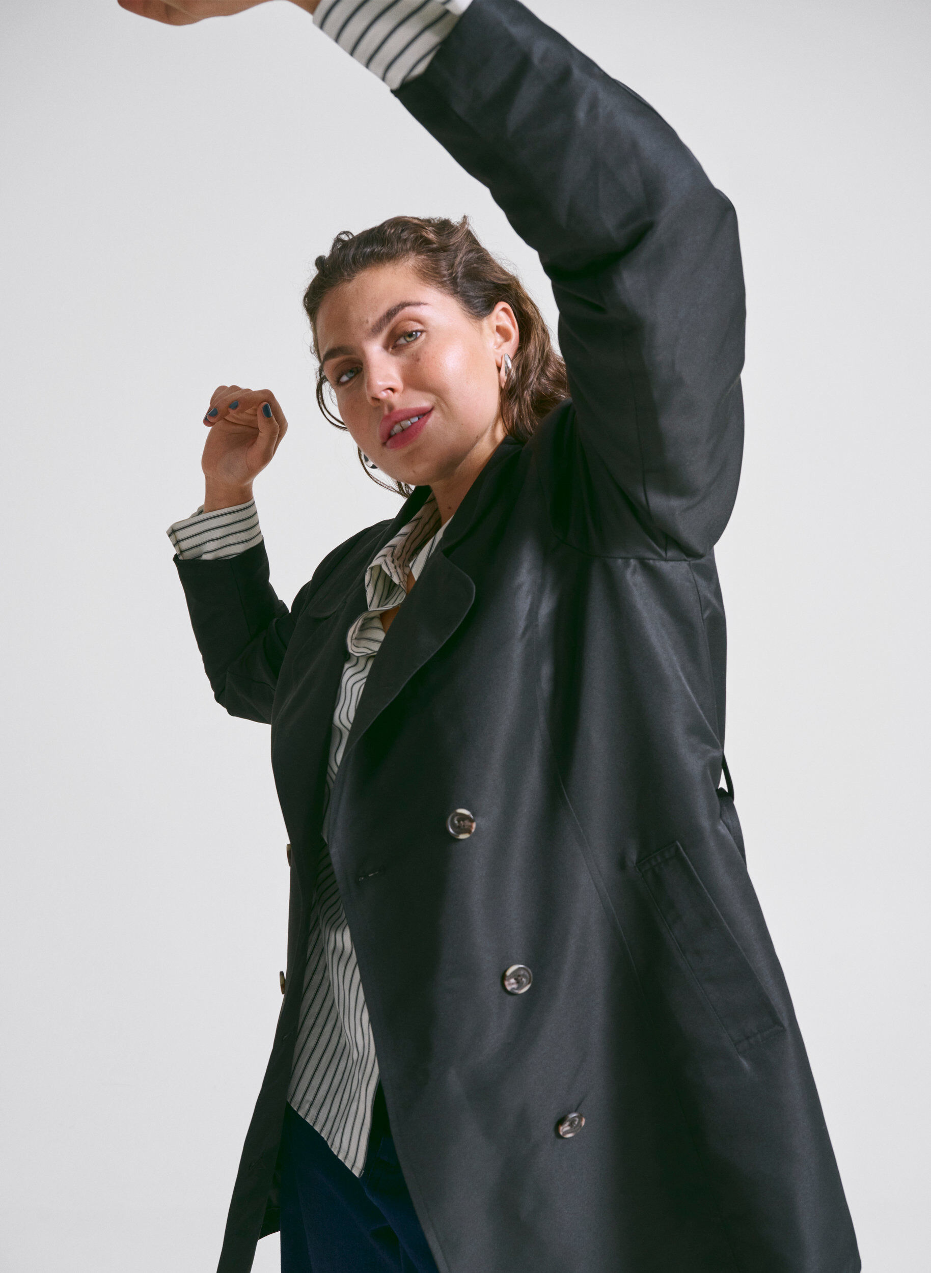 Zizzi Trench court avec ceinture, Noir, Image image number 0