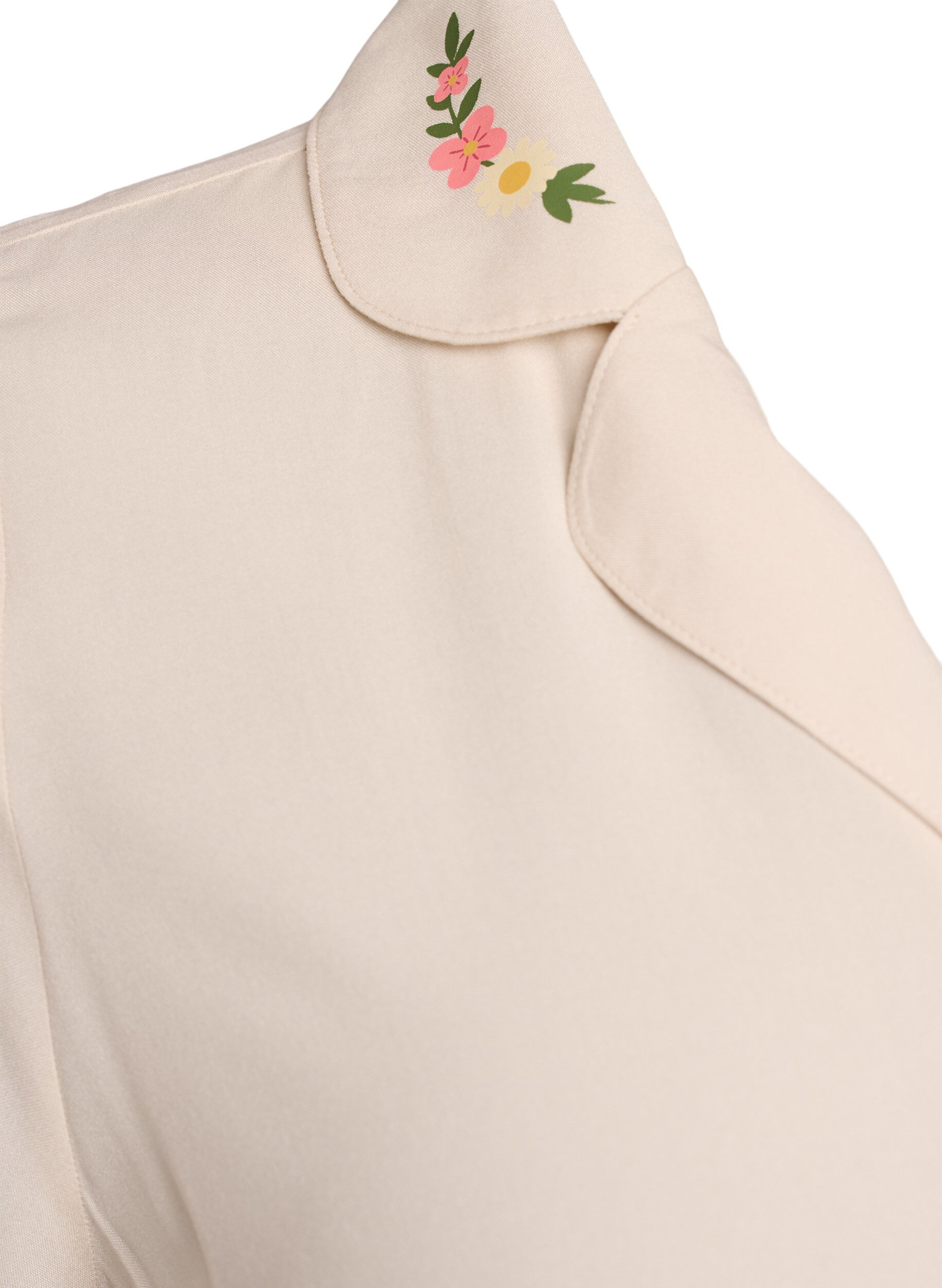 Zizzi Haut de pyjama en viscose avec lien &agrave; nouer et imprim&eacute; fleuri, Beige, Packshot image number 4