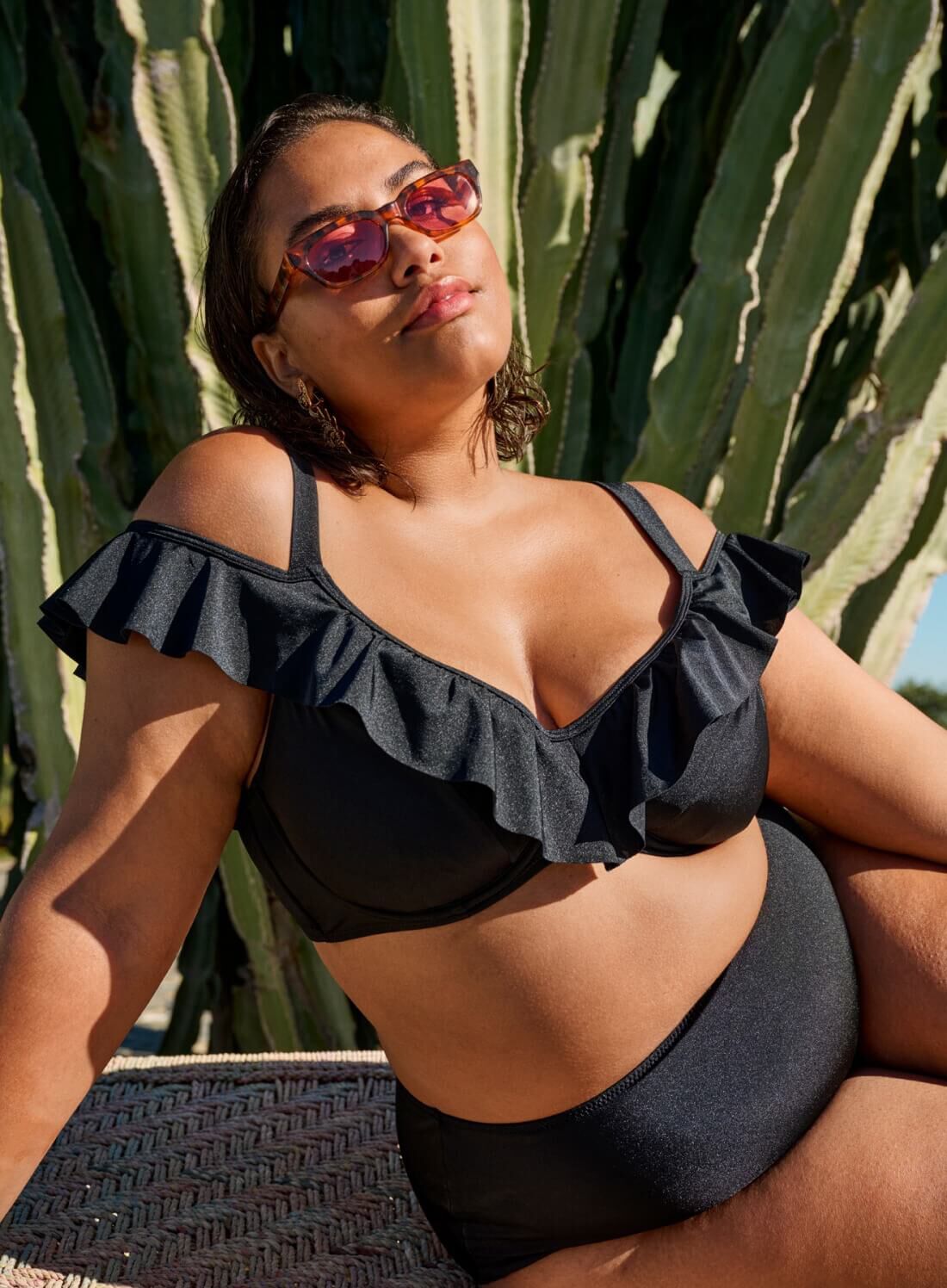 Haut de bikini &agrave; volants, , Model