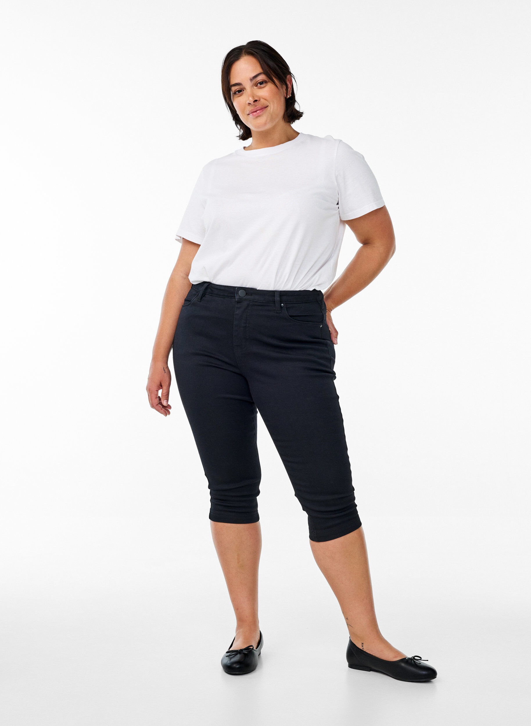 Jean capri Amy &agrave; taille haute et coupe super slim, Noir, Model