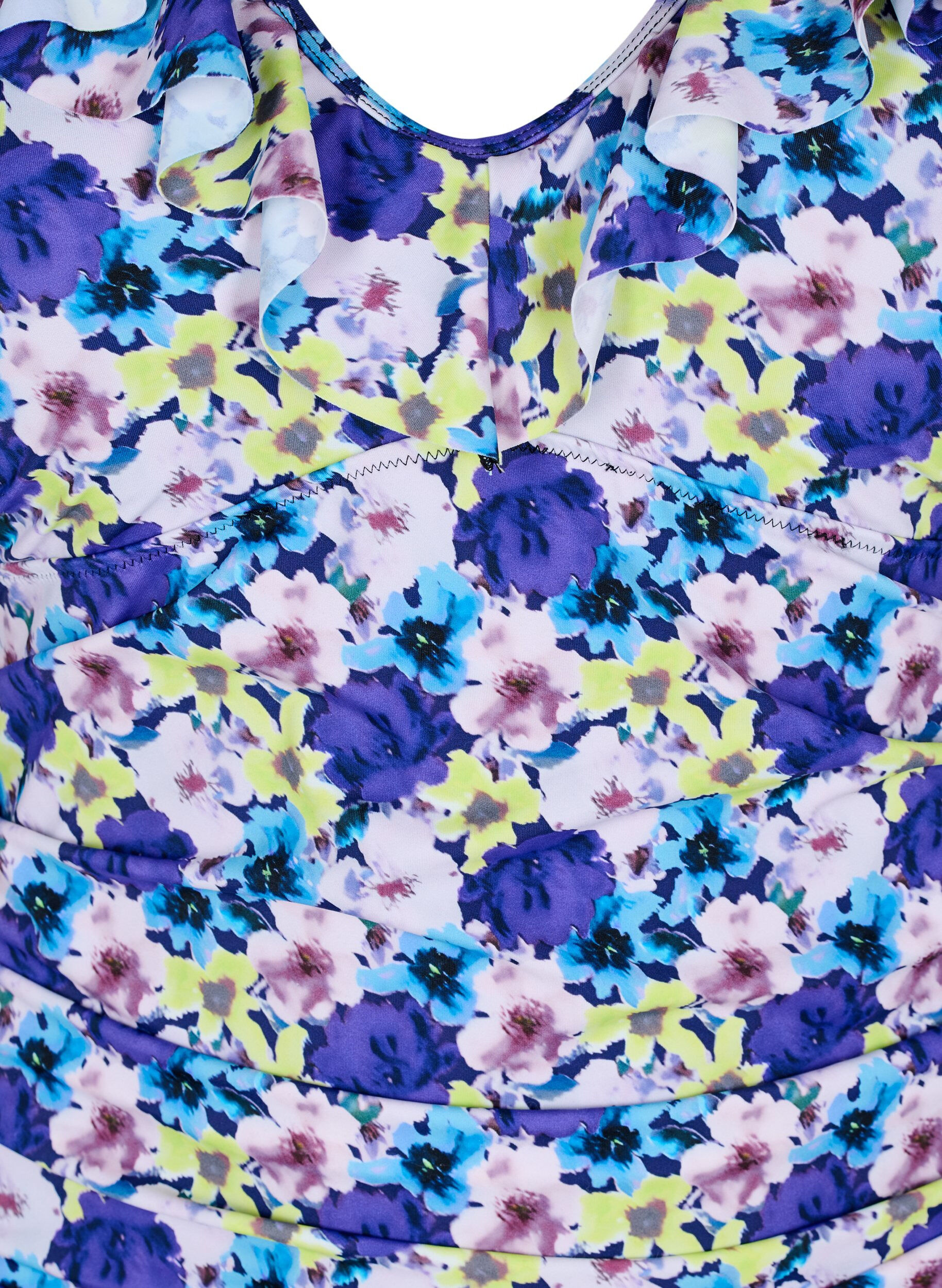 Zizzi Maillot de bain floral &agrave; volants et coussinets amovibles, Violet, Packshot image number 2