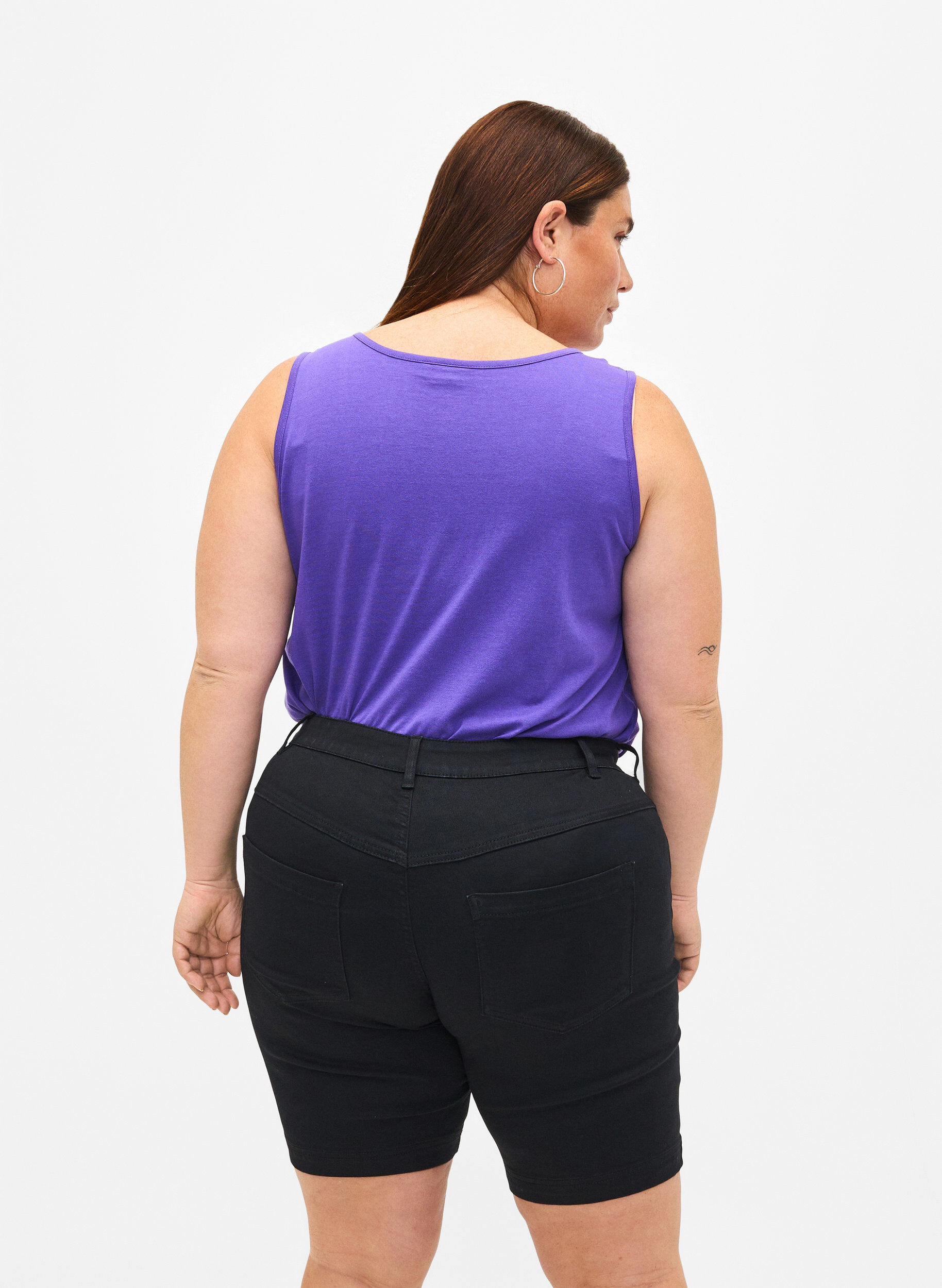 Zizzi Short Emily pr&ecirc;t du corps, taille normale, Noir, Model image number 2