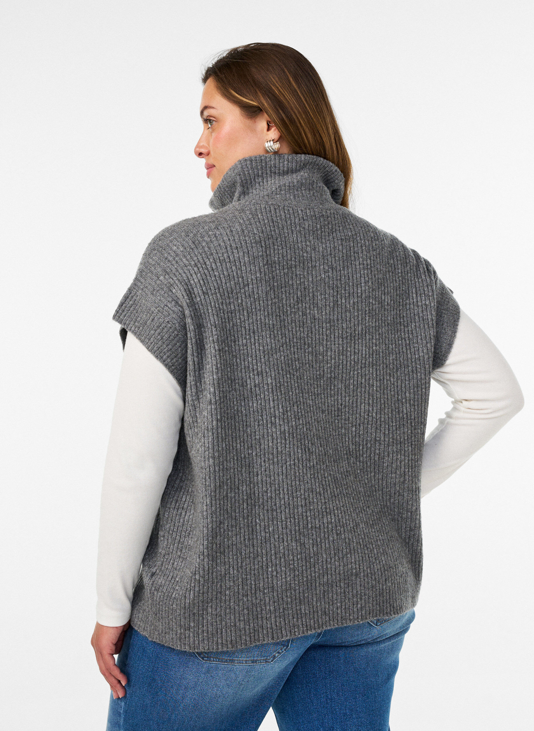 ZizziGilet en maille avec col montant et zip court, Gris, Model image number 2