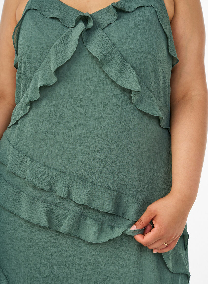 Robe en mousseline avec volants asym&eacute;triques, Vert, Model image number 2