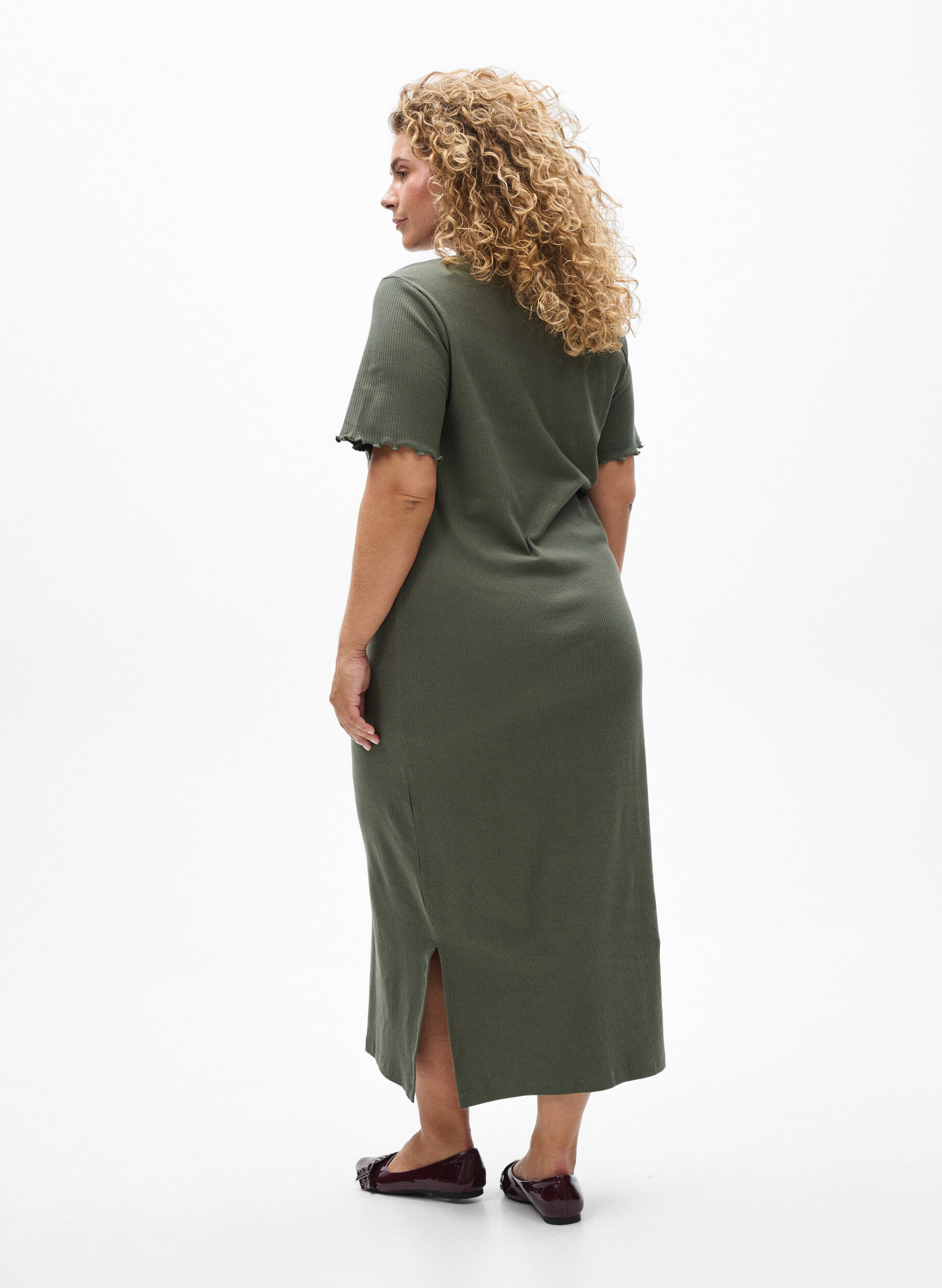 Zizzi Robe maxi en jersey avec manches courtes, Vert, Model image number 1