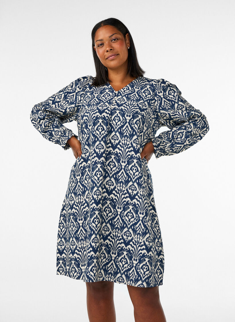 Robe imprim&eacute;e en viscose &agrave; manches longues, Bleu, Model image number 0