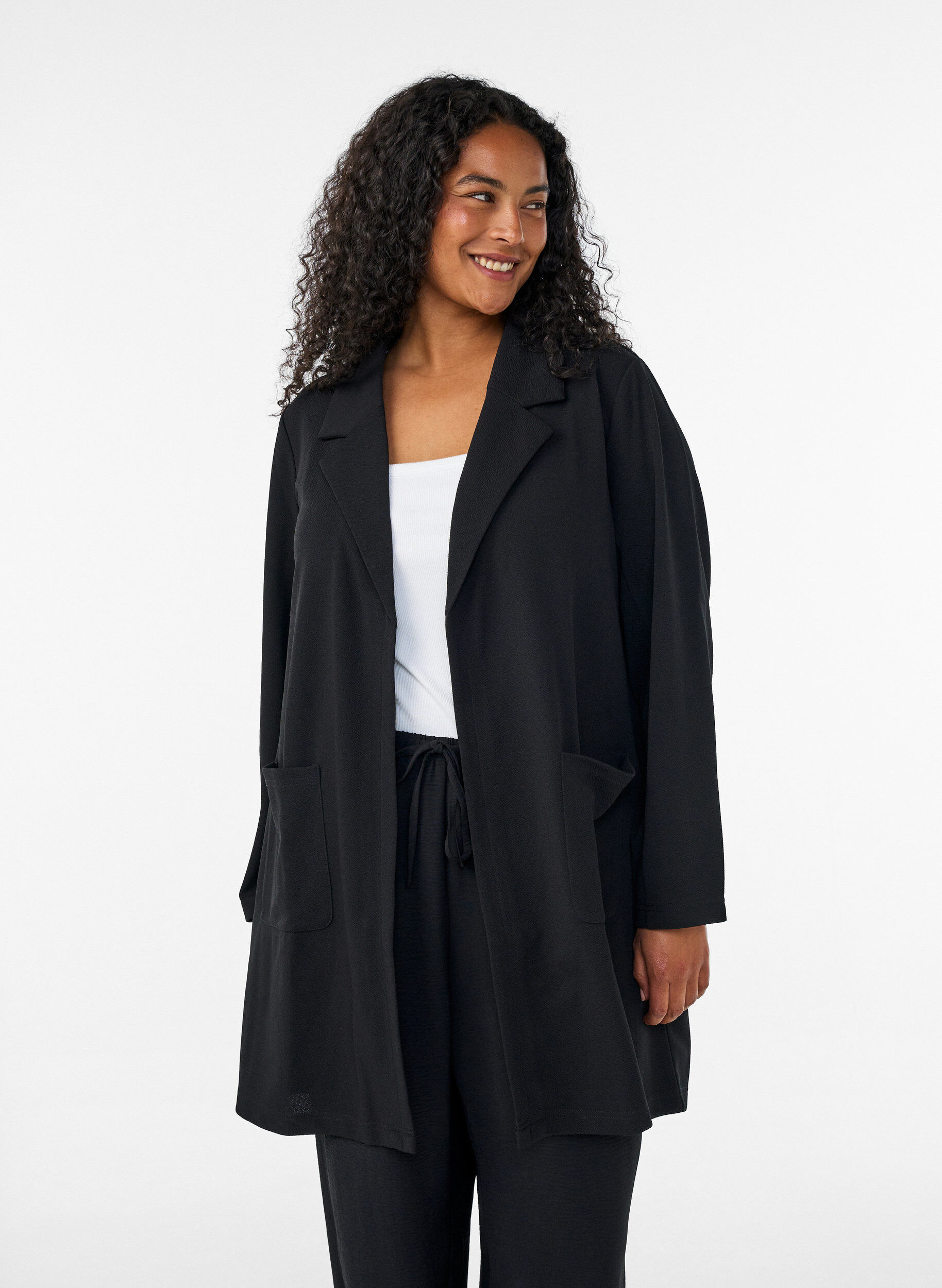 ZizziBlazer long avec des poches, Noir, Model image number 0