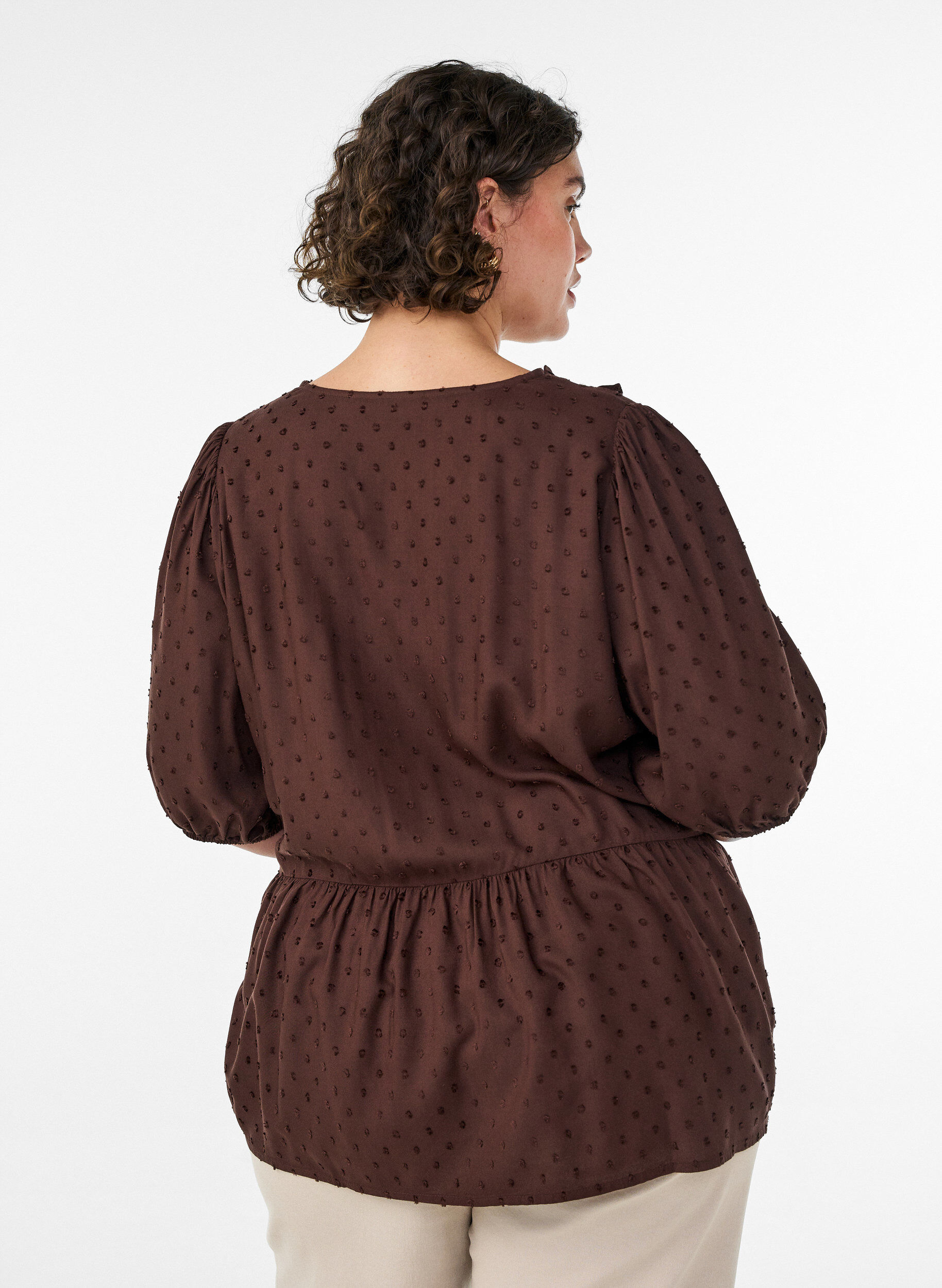 ZizziBlouse en viscose avec texture &agrave; pois et col V, Marron, Model image number 2