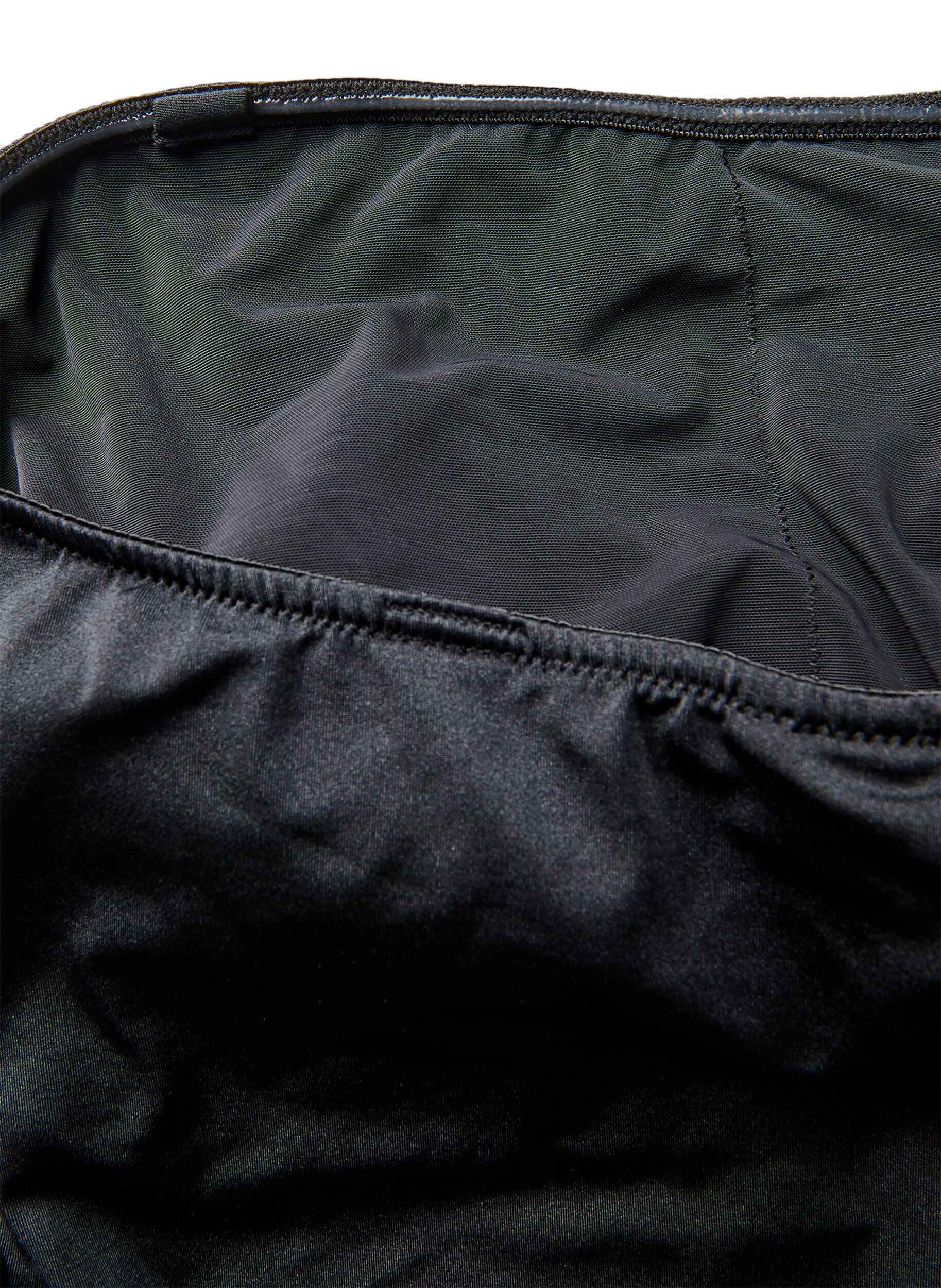 Zizzi Tankini avec bonnets amovibles et liens coulissants sur les c&ocirc;t&eacute;s, Noir, Packshot image number 4