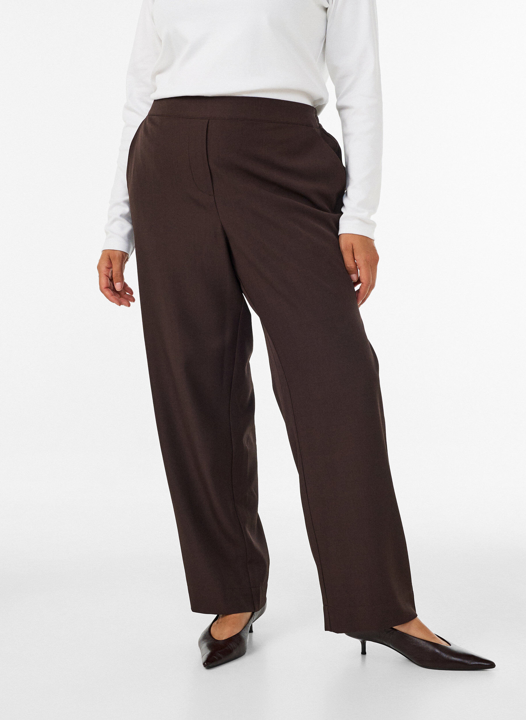 ZizziPantalon ample avec poches, Marron, Model image number 2