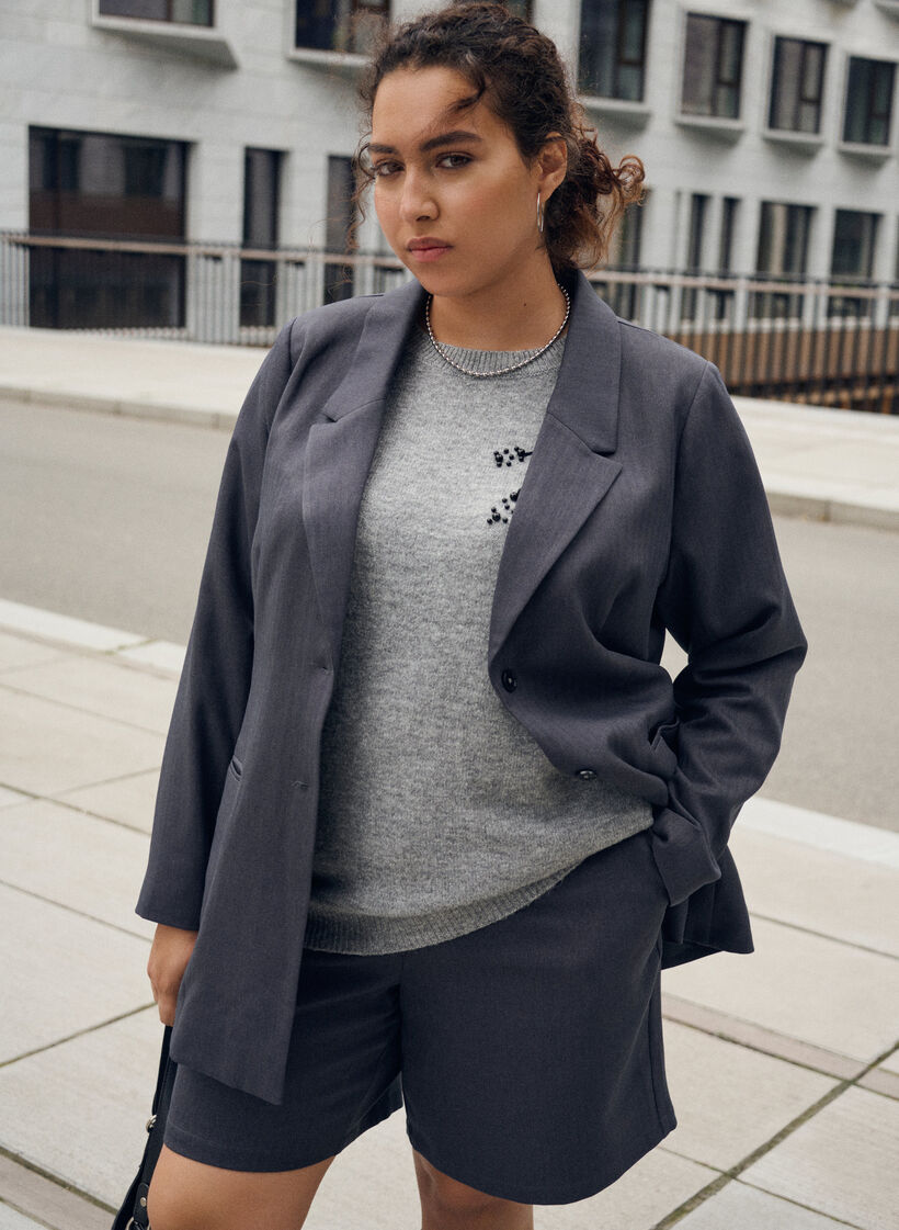 Bermuda coupe tailleur avec poches, Gris anthracite, Image