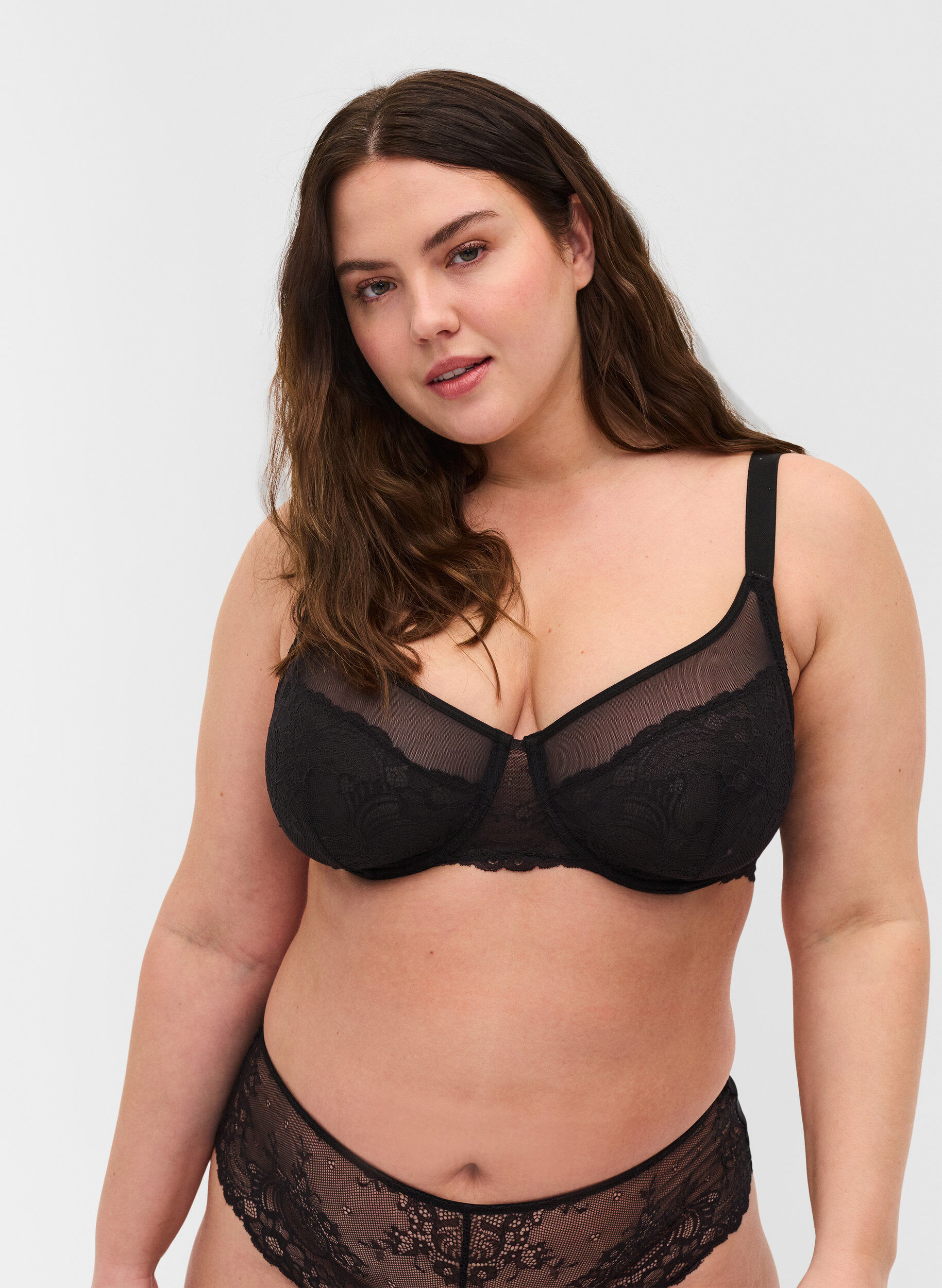 Zizzi Soutien-gorge en dentelle avec r&eacute;sille, Black, Model image number 0