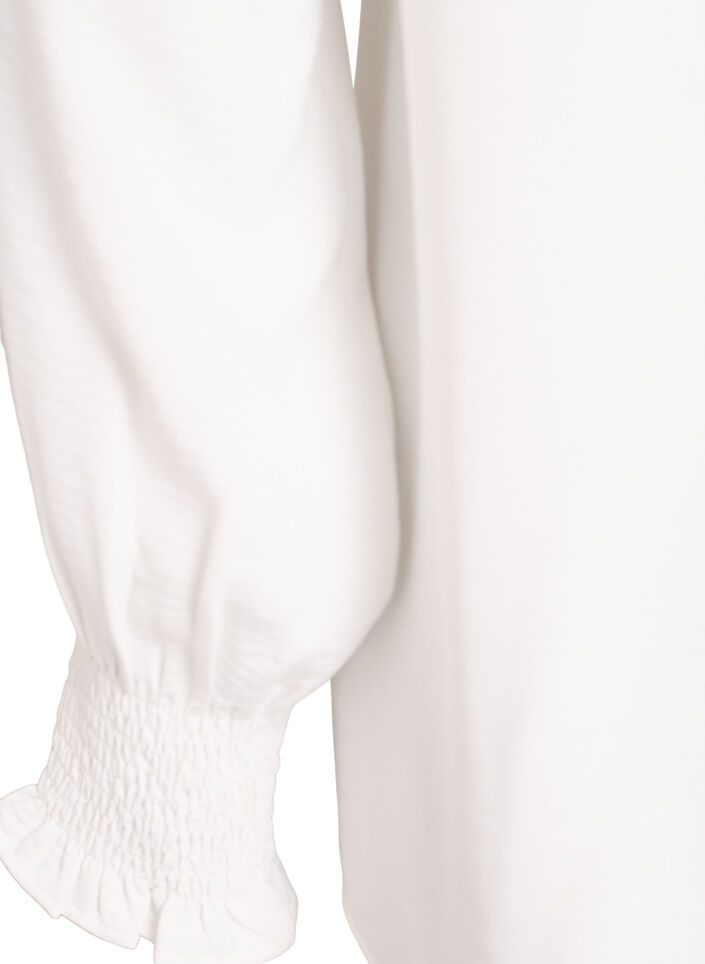 Blouse avec poignets smock&eacute;s et col en V, Vanille, Packshot image number 3