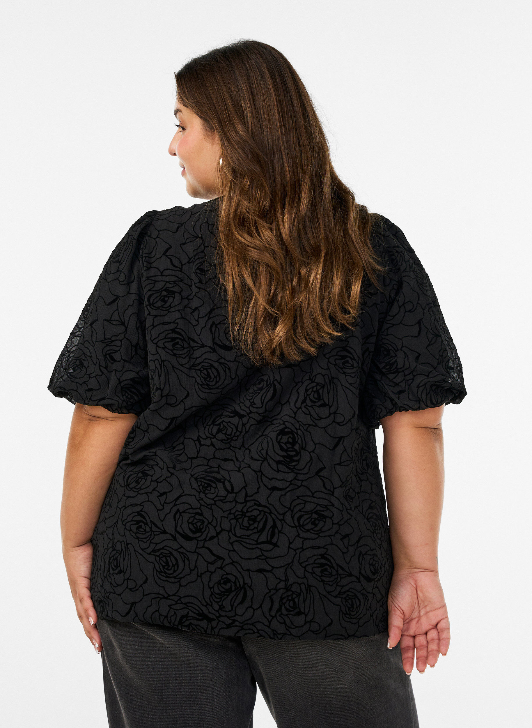 ZizziBlouse avec motif floral et manches ballon, Noir, Model image number 2