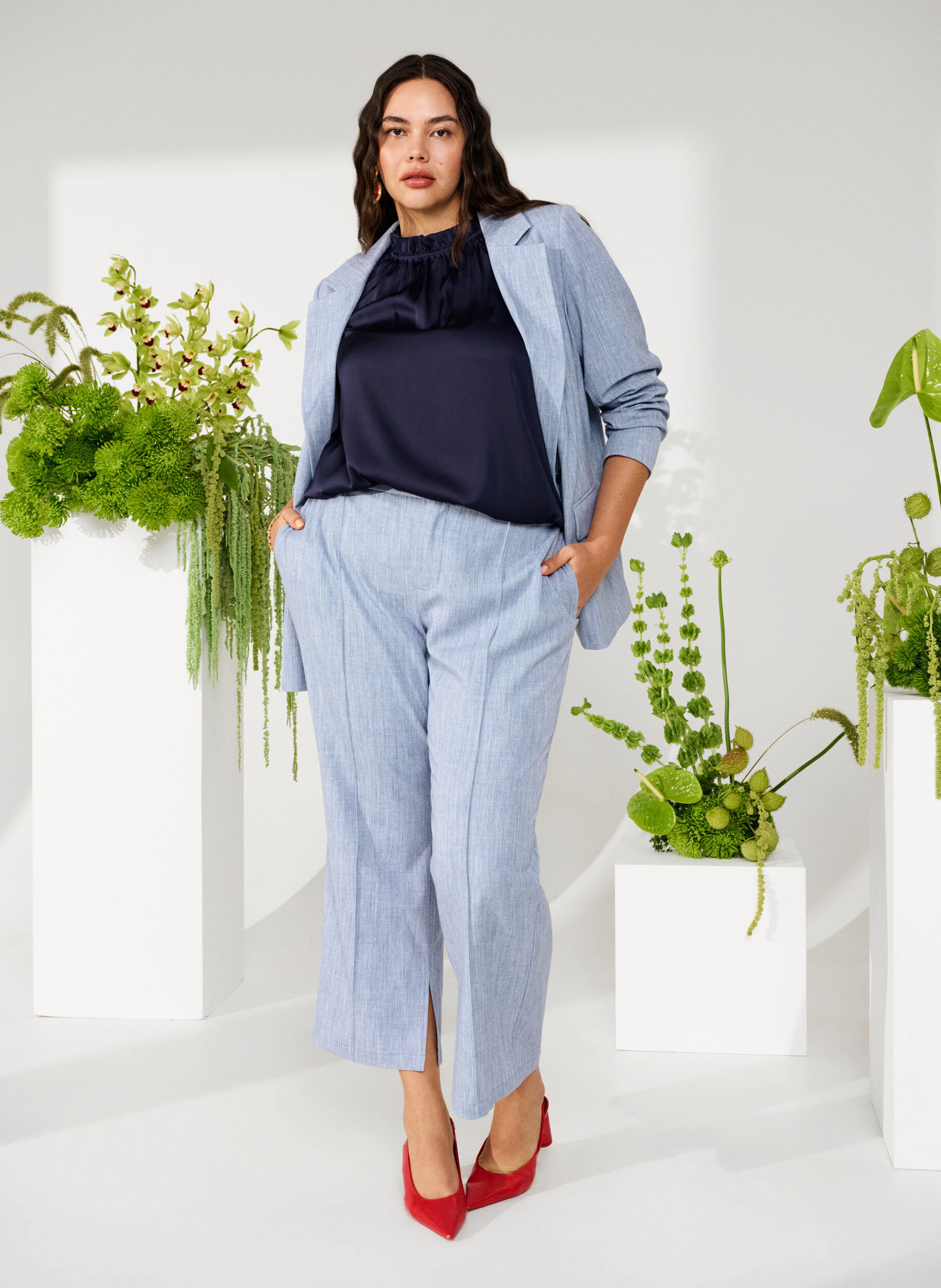 Zizzi Pantalon mouchet&eacute; avec &eacute;lastique et fermeture &agrave; boutons, Infinity , Image image number 0