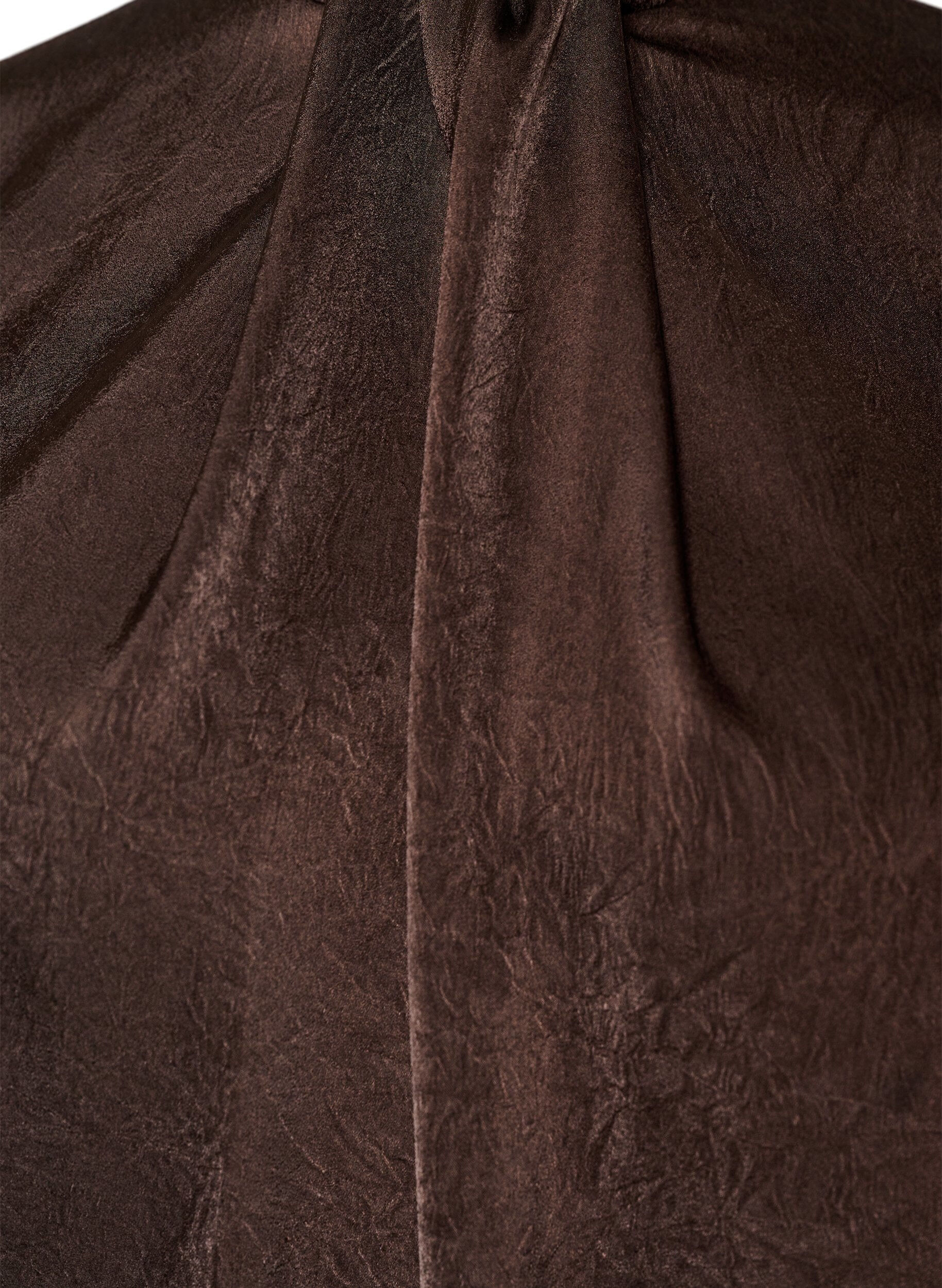 ZizziBlouse aspect satin&eacute; avec coupe ballon, Marron, Packshot image number 2