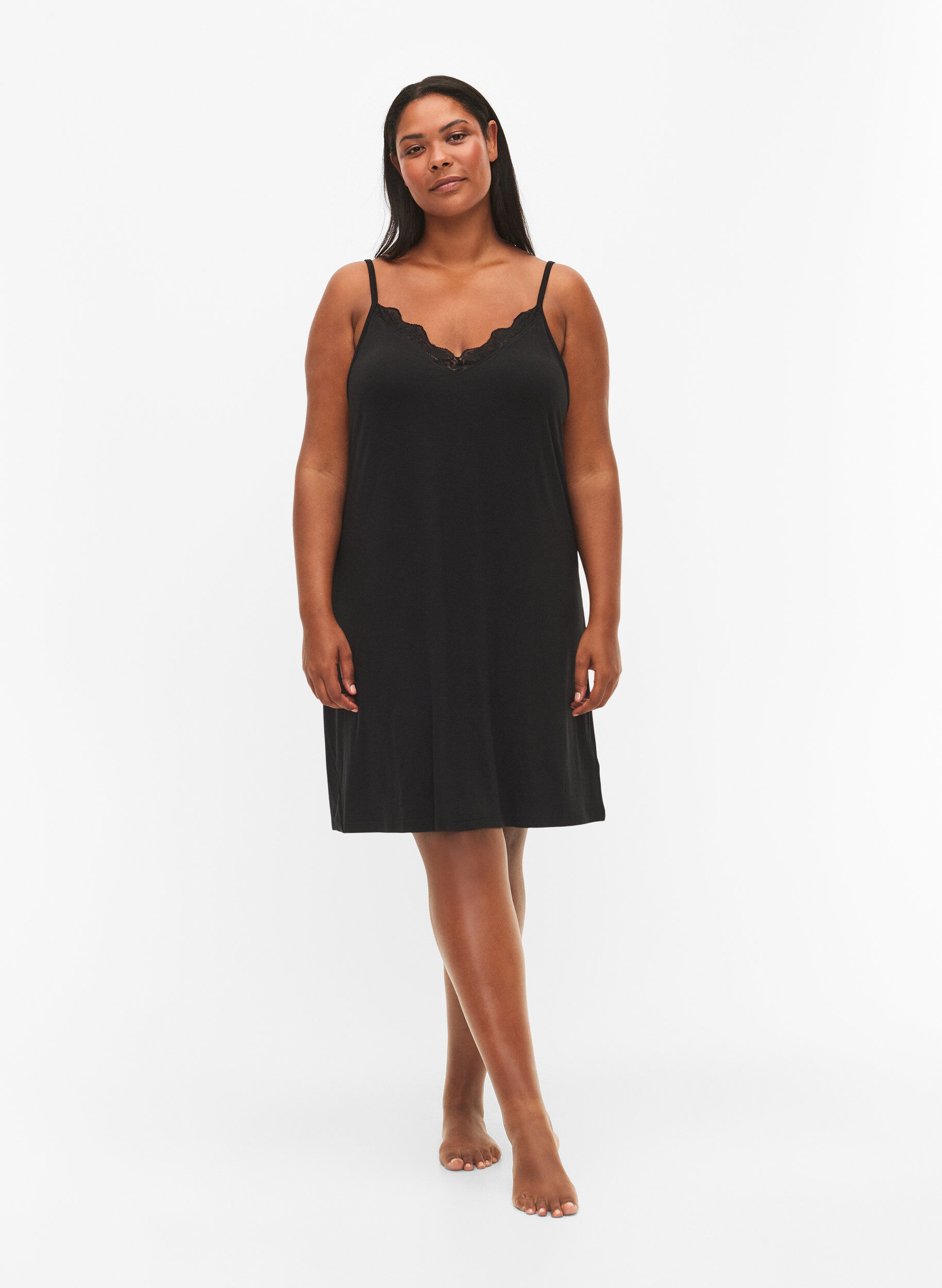 ZizziChemise de nuit avec bord dentelle en viscose, Noir, Model image number 1
