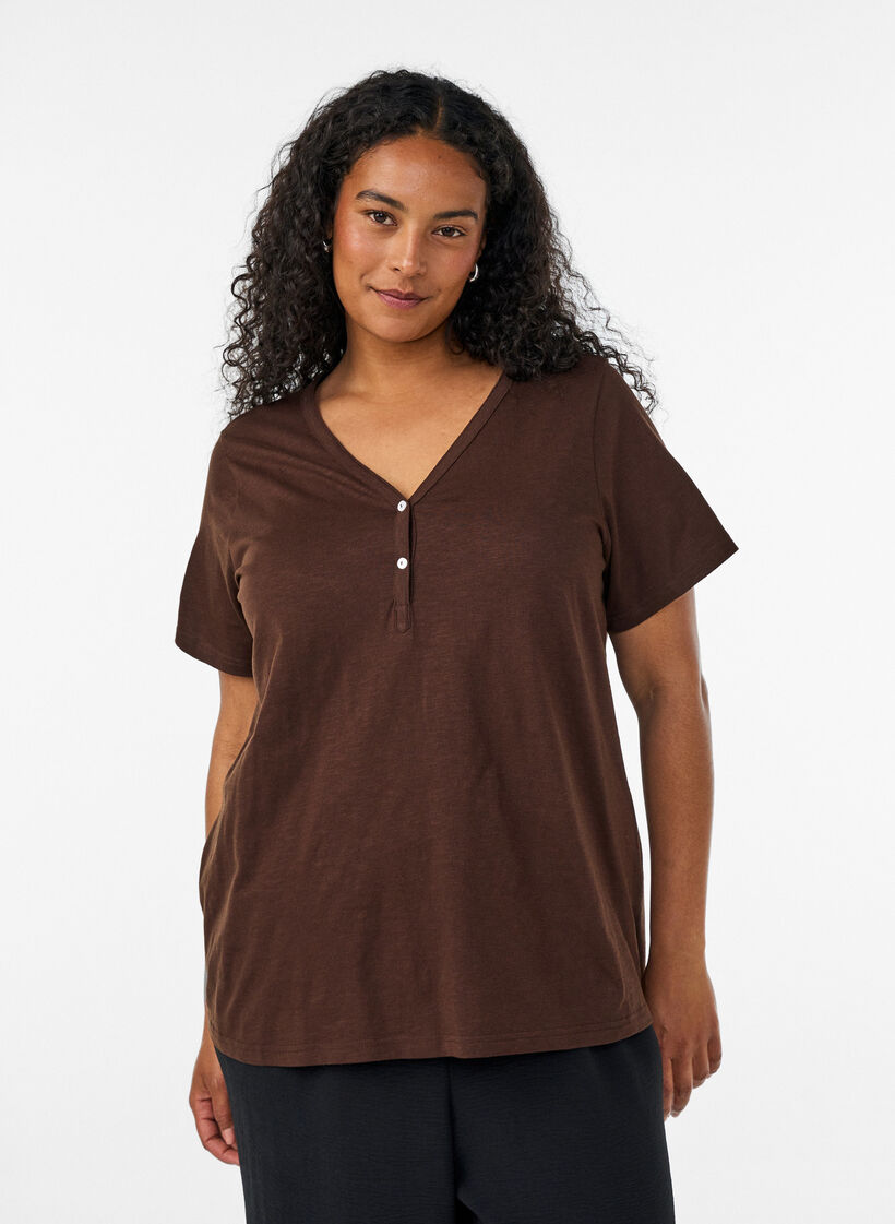 T-shirt dot&eacute; de boutons, Marron, Model image number 0