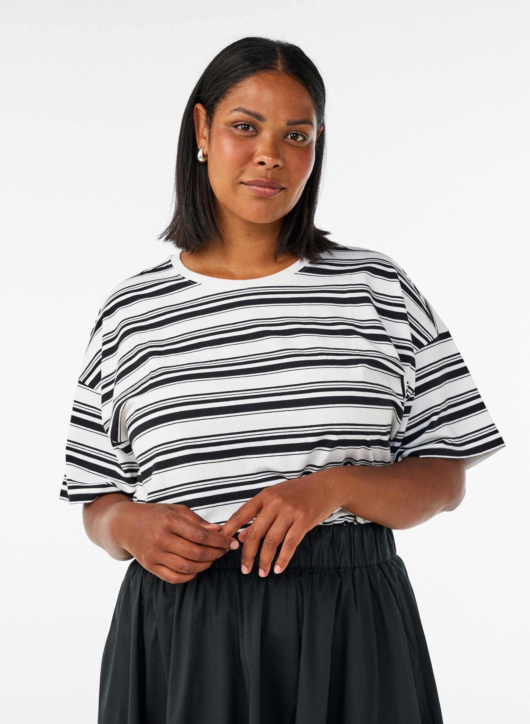 ZizziT-shirt boxy &agrave; rayures, Noir, Model image number 0