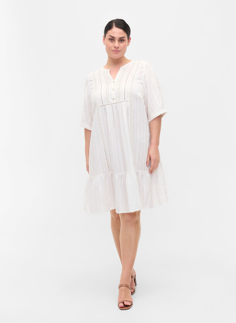 Robe en viscose rayée avec ruban en dentelle, Bright White, Model image number 2
