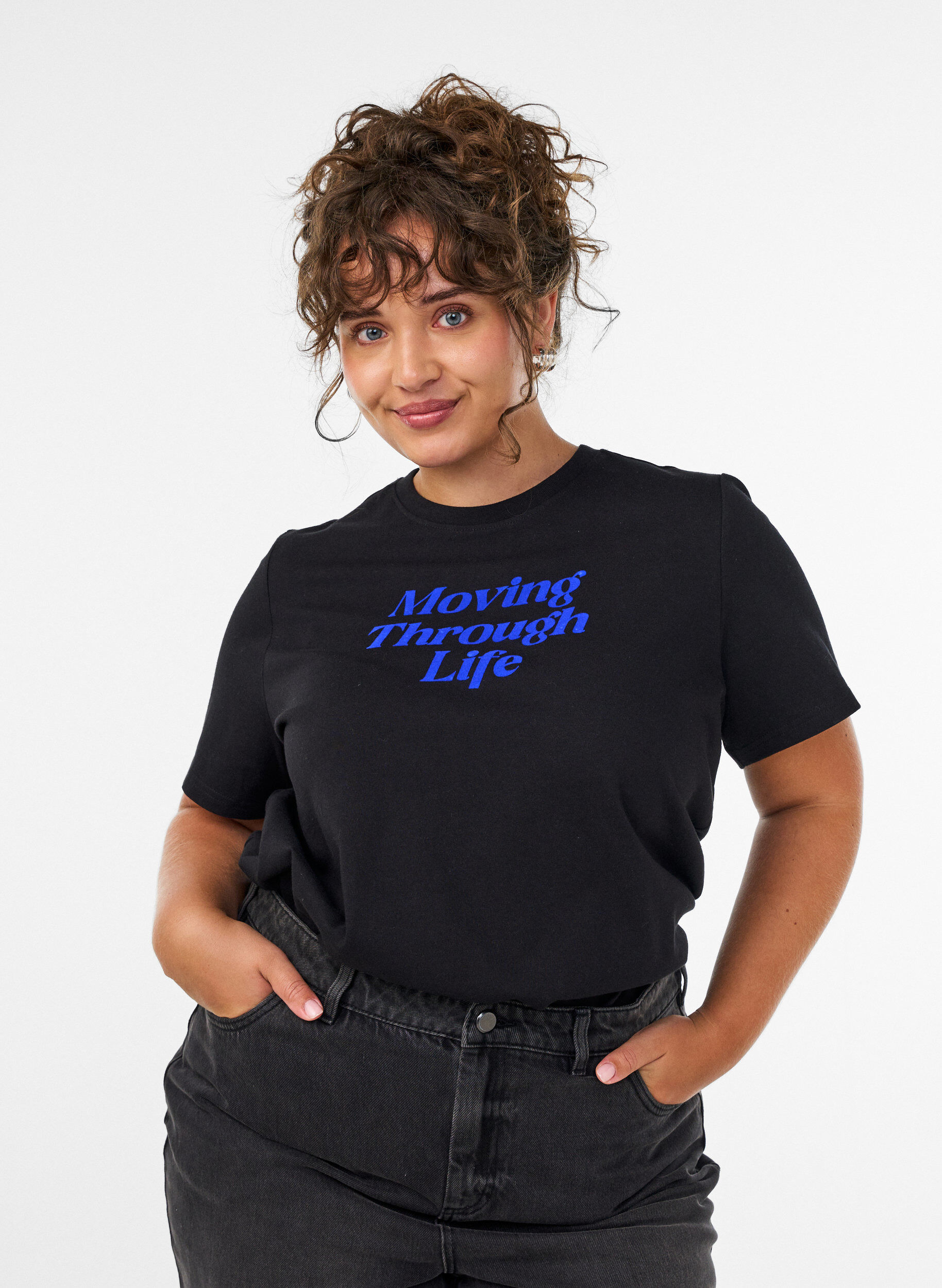ZizziT-shirt en coton avec texte imprim&eacute;, Noir, Model image number 0
