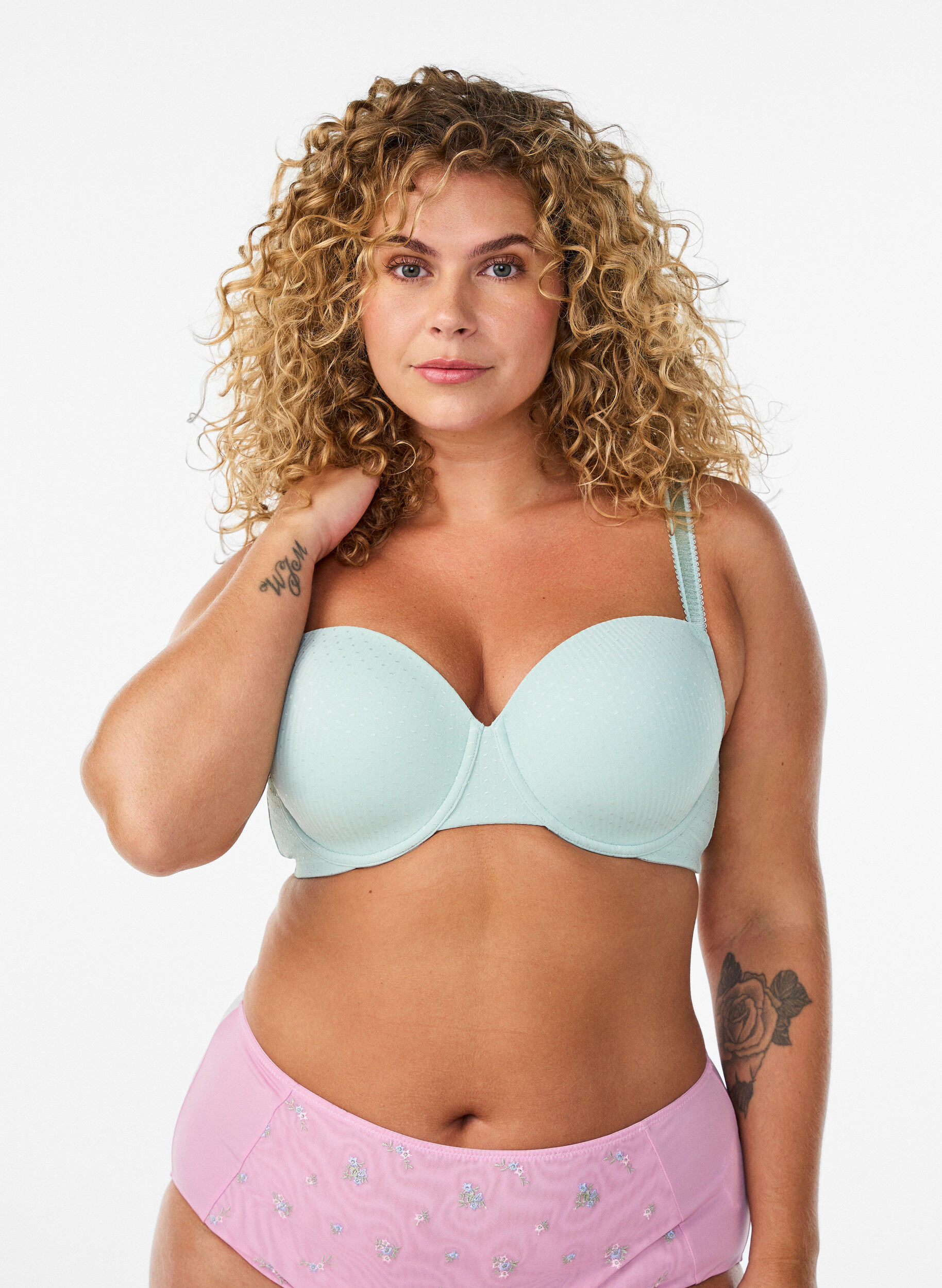 ZizziSoutien-gorge moul&eacute; en microfibre &agrave; texture dobby, Vert clair, Model image number 0