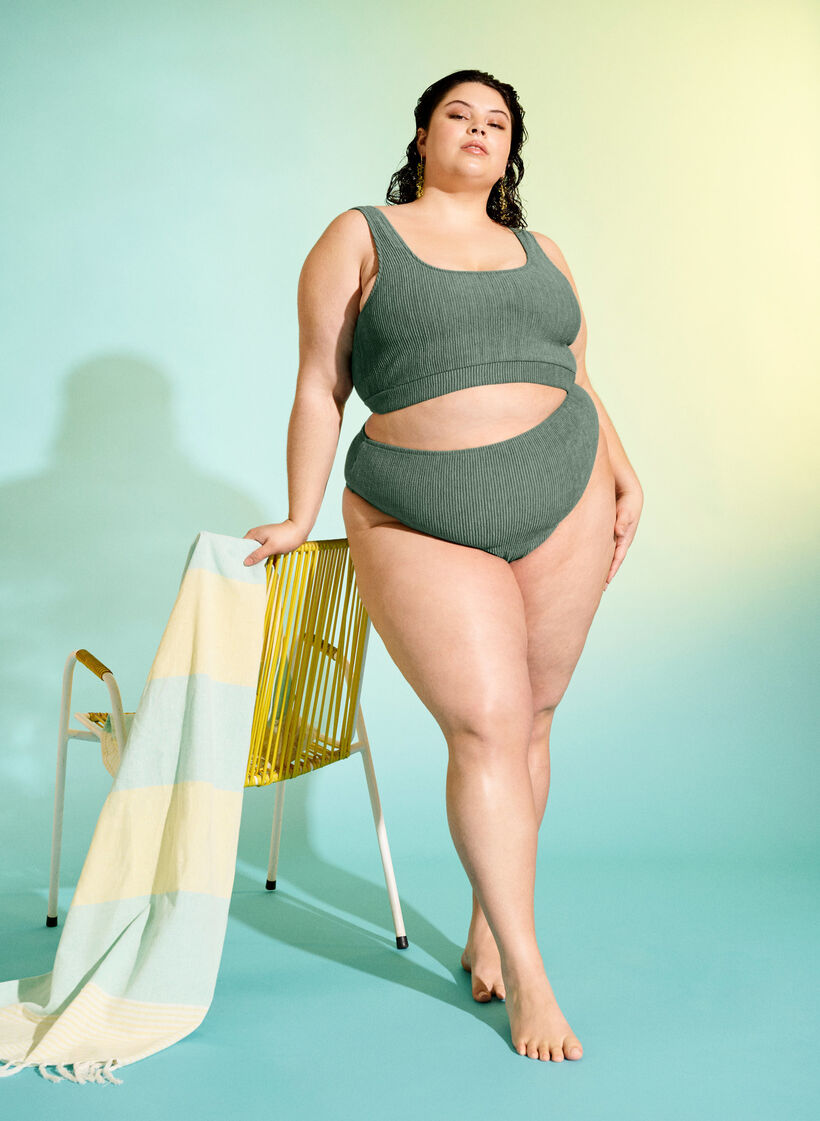 Bas de bikini avec structure en crêpe, Vert clair, Image image number 0