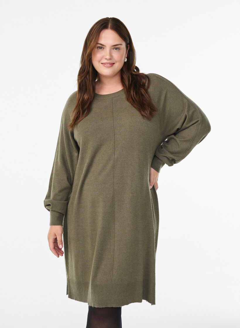 Robe courte en maille &agrave; manches raglan et couture centrale, Vert Kaki, Model image number 0