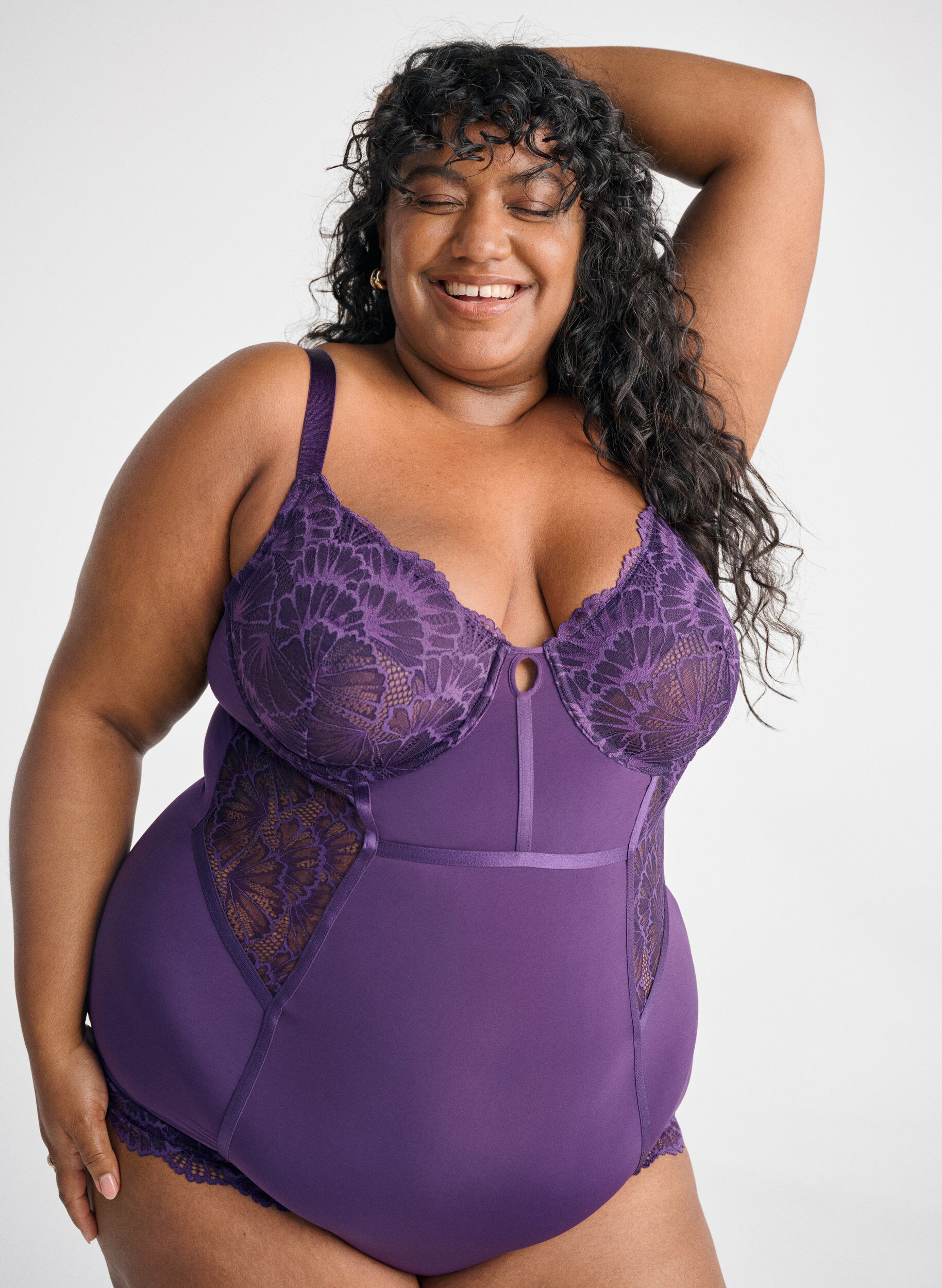 Zizzi Body en dentelle et microfibre avec armatures, Violet, Image image number 0