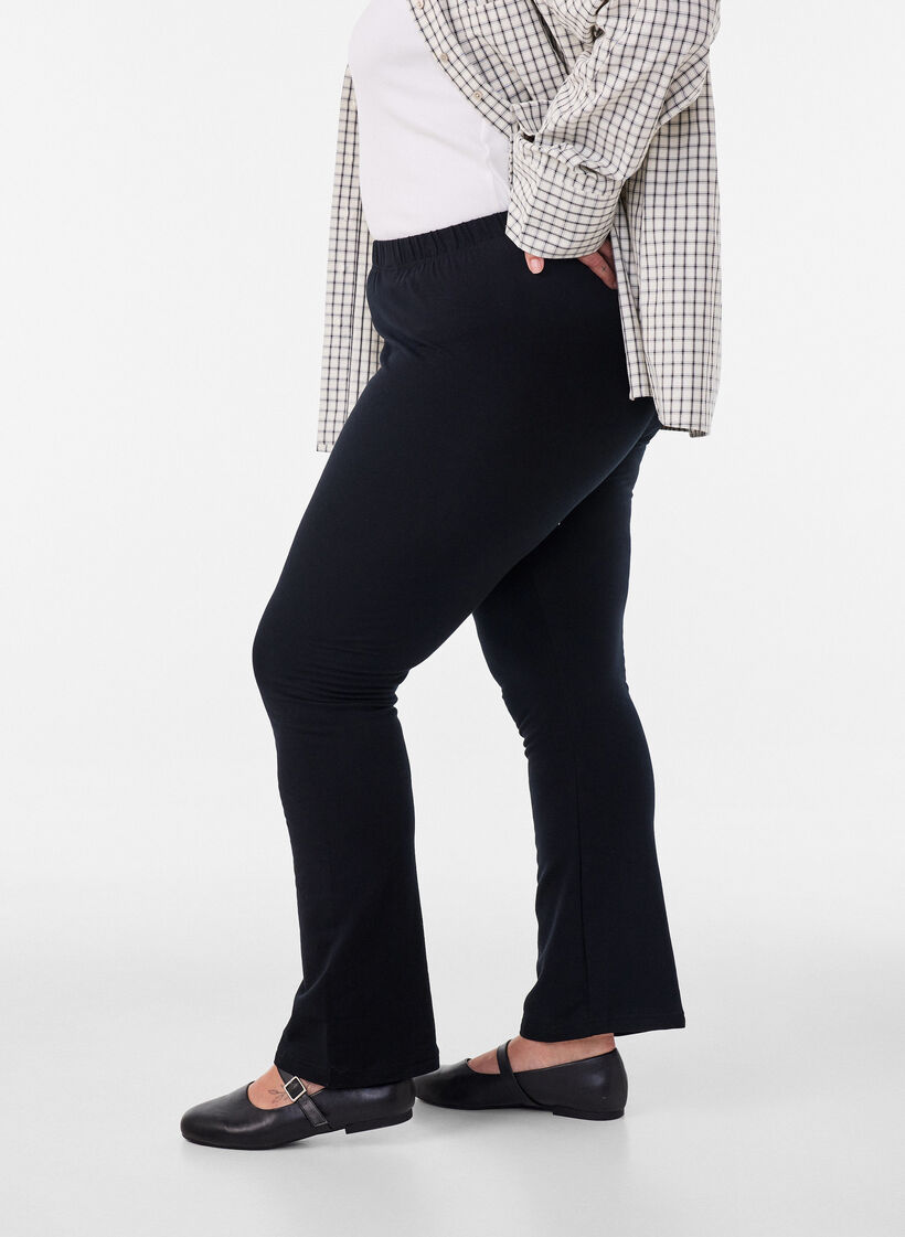 Pantalon &eacute;vas&eacute; en jersey, Noir, Model image number 3