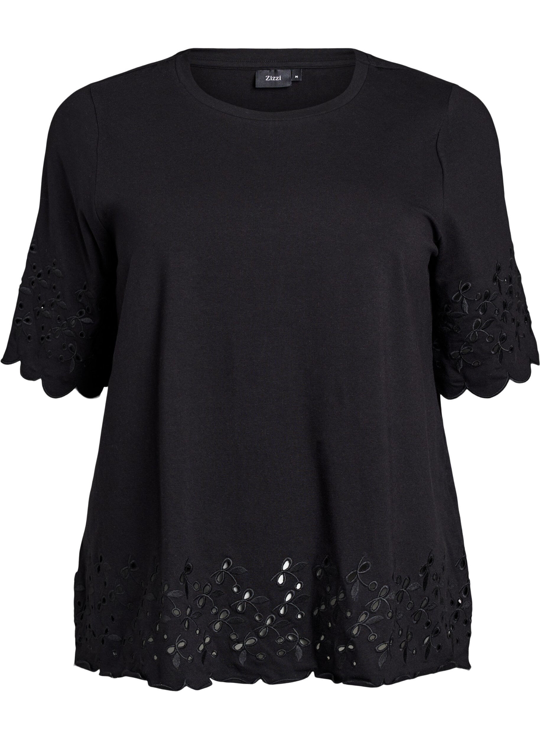 Zizzi T-shirt avec broderie anglaise et bords &eacute;chancr&eacute;s, Noir, Packshot image number 0
