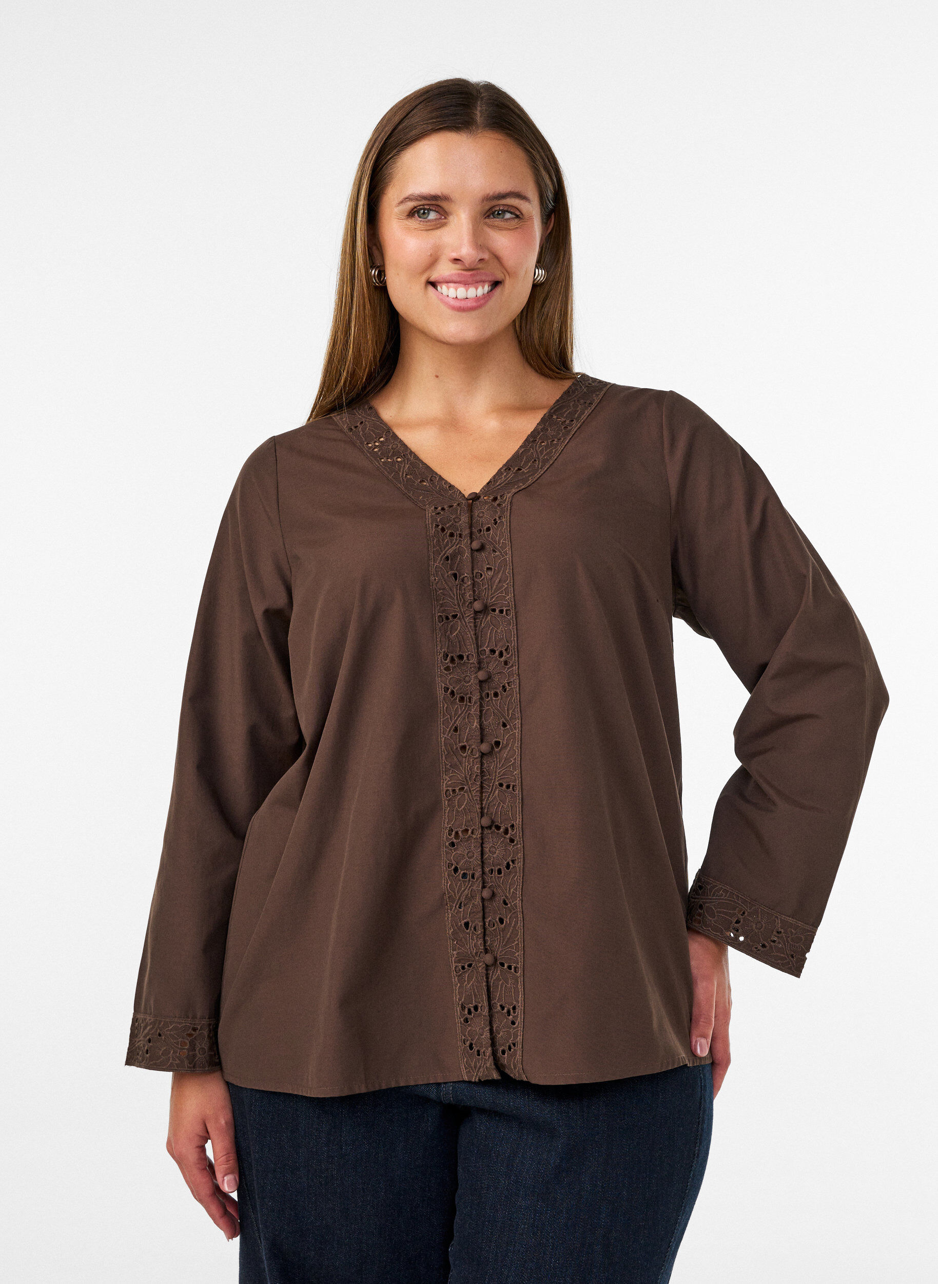 ZizziChemisier avec broderie anglaise, Marron, Model image number 0