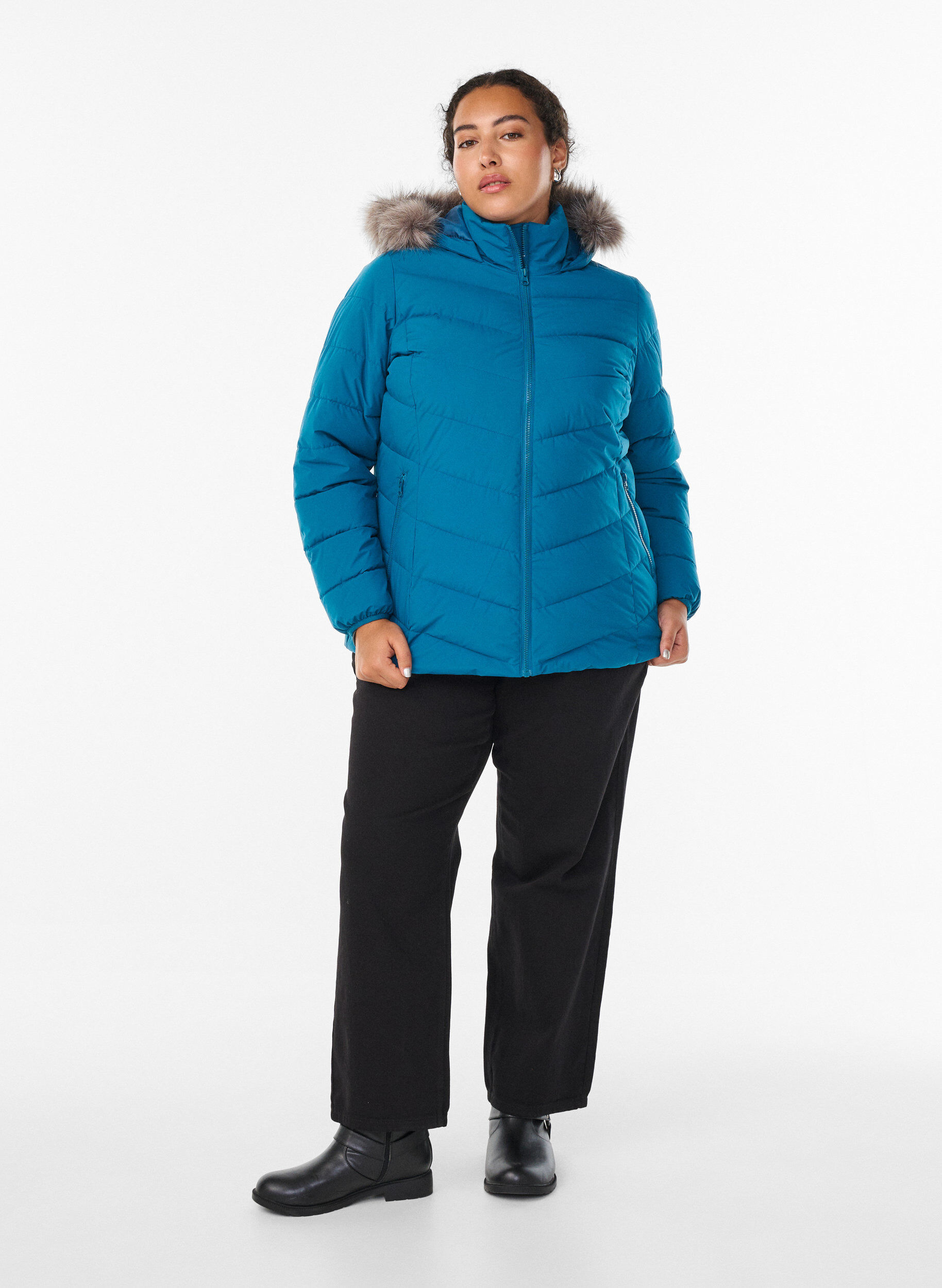 Zizzi Veste courte &agrave; capuche, Bleu p&eacute;trole, Model image number 1