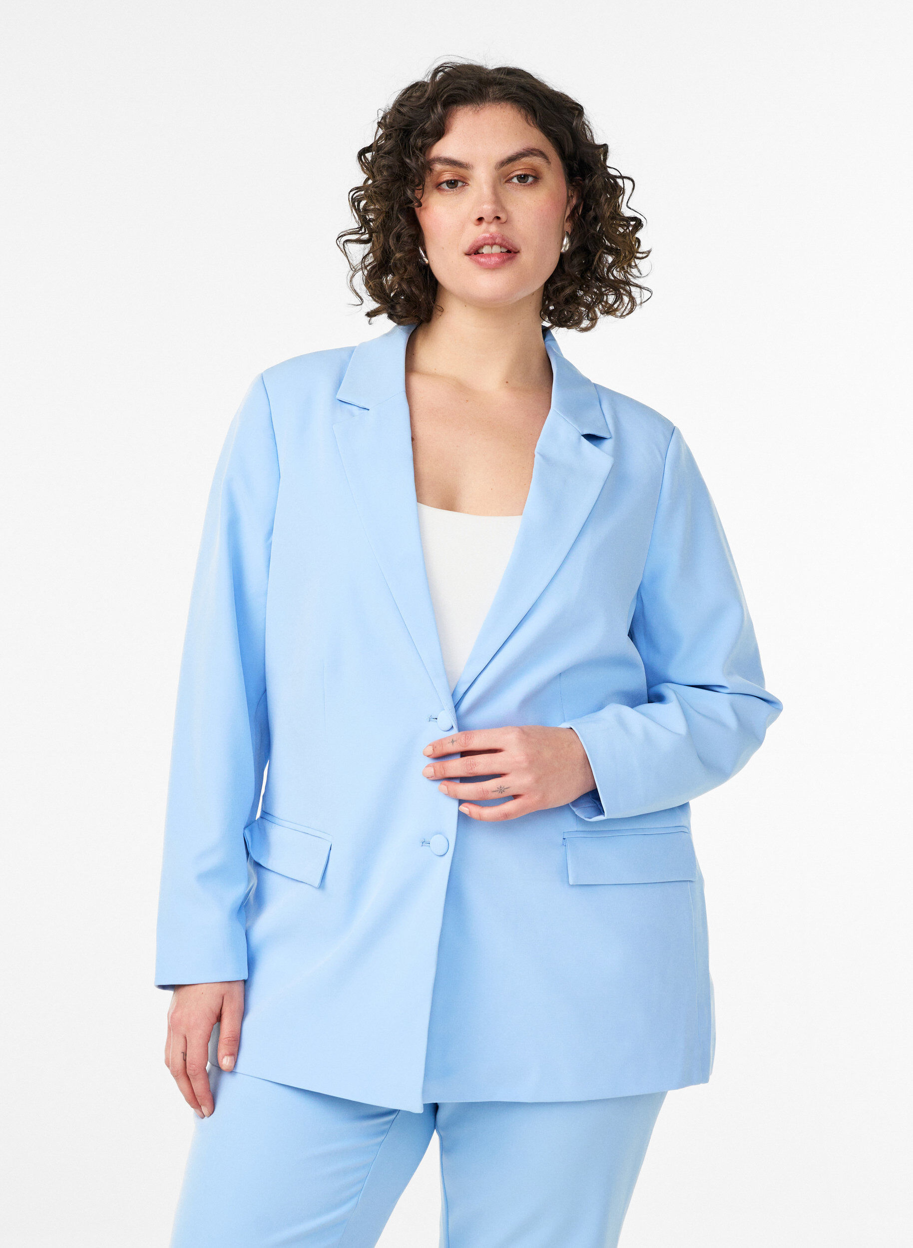 Blazer classique avec fermeture boutonn&eacute;e, Bleu Clair, Model