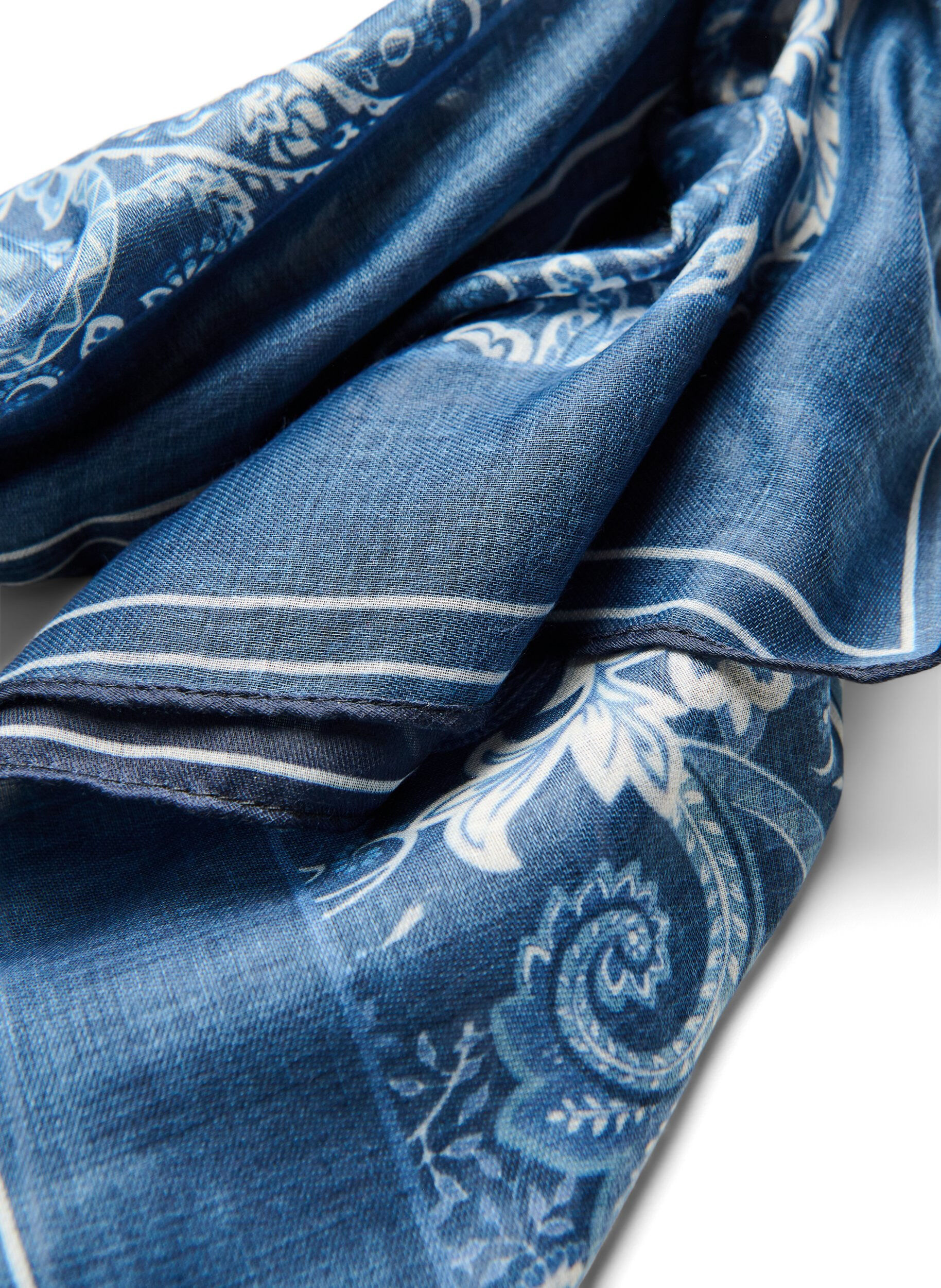 Zizzi&Eacute;charpe longue &agrave; motifs, Bleu, Packshot image number 1