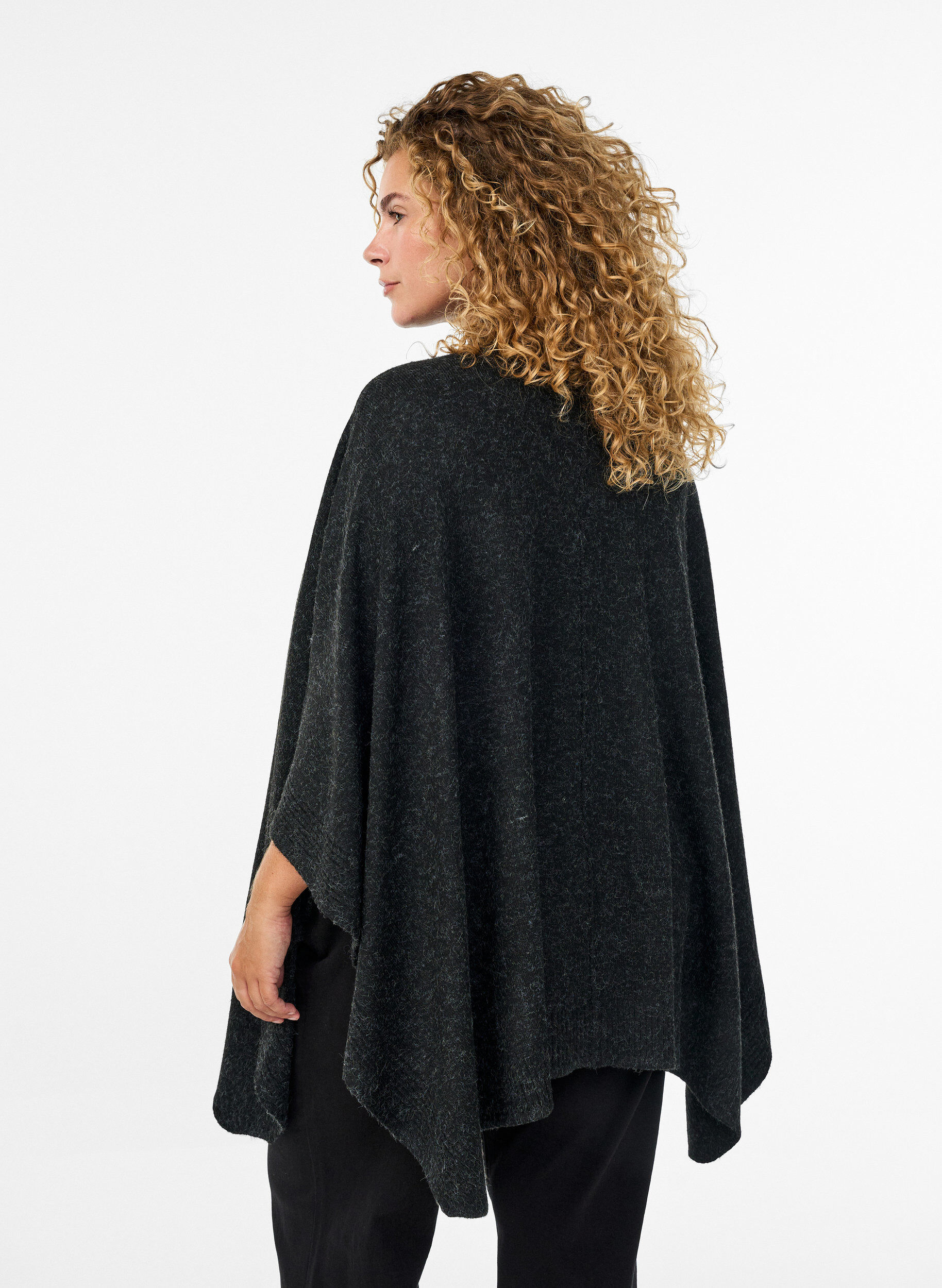 Zizzi Poncho &agrave; col rond avec d&eacute;tails c&ocirc;tel&eacute;s, Gris anthracite, Model image number 2