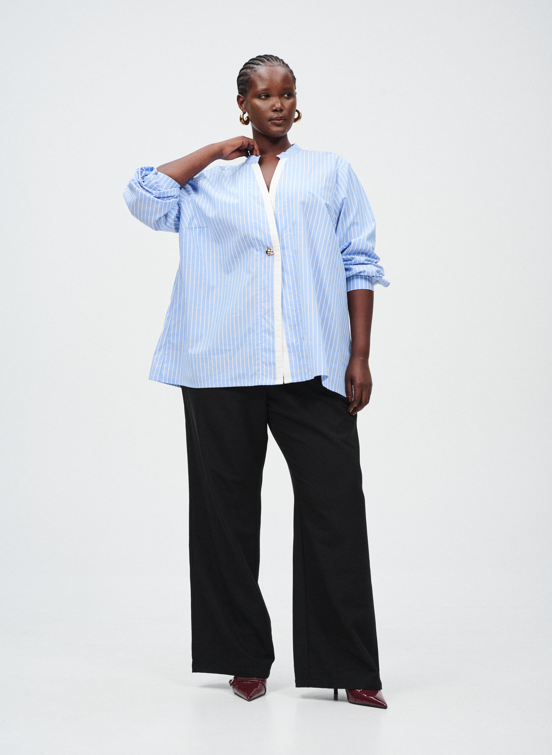 ZizziPantalon &eacute;vas&eacute; avec taille &eacute;lastiqu&eacute;e, Noir, Image image number 0