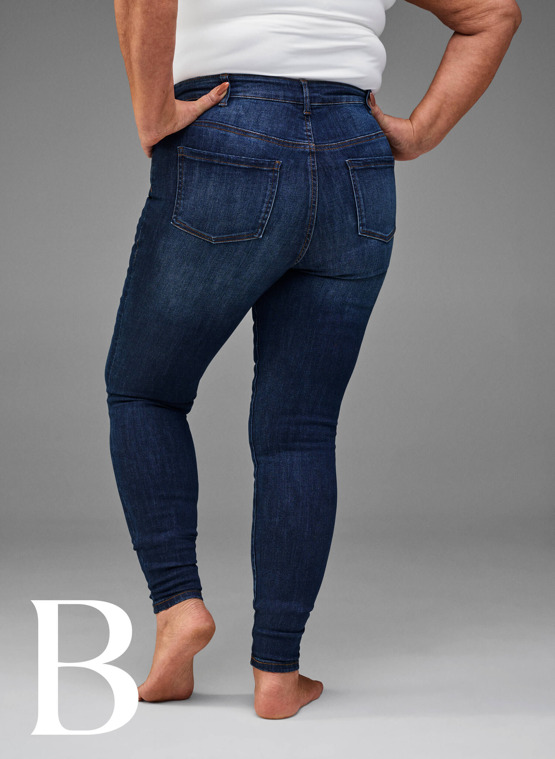 Zizzi Jean super slim &agrave; taille haute, Dark Blue, Model image number 5