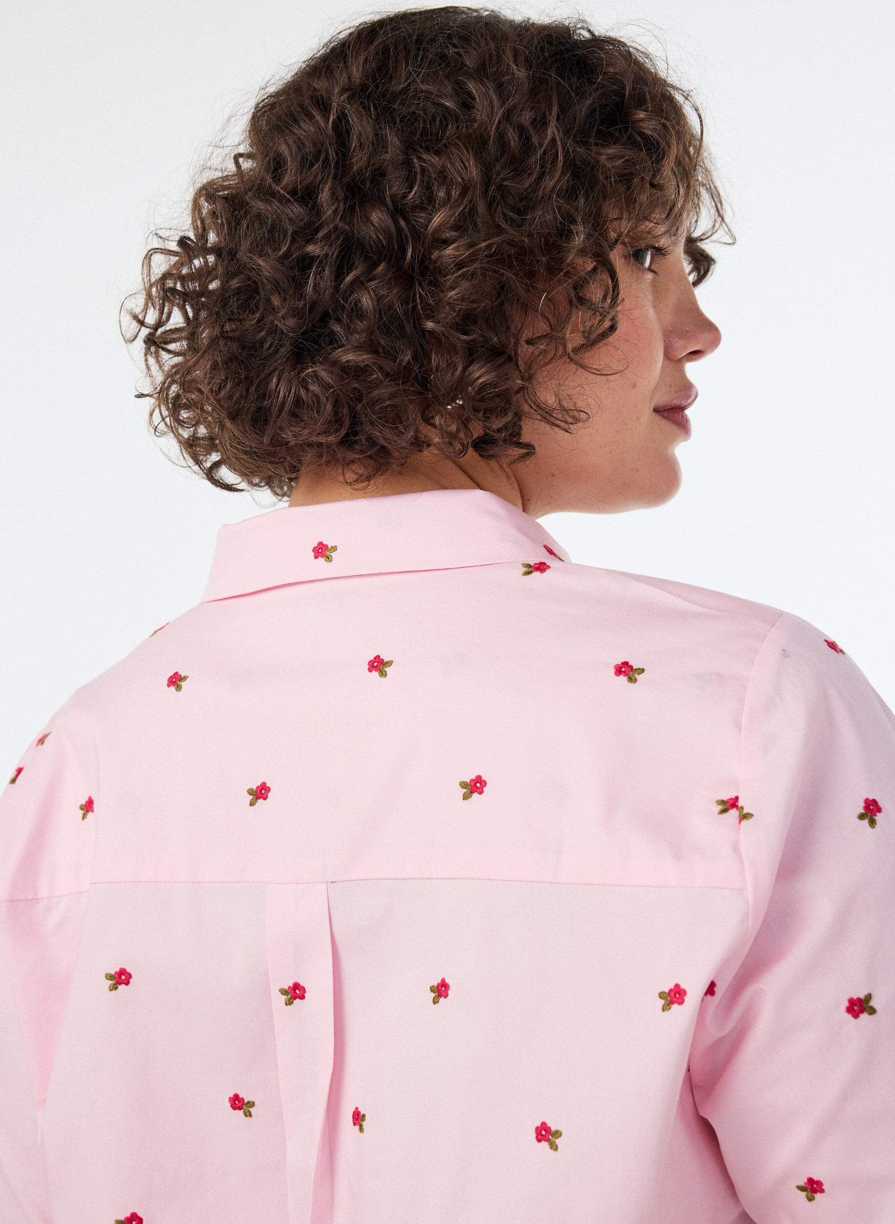 ZizziChemise avec cerises brod&eacute;es, Rose, Model image number 3